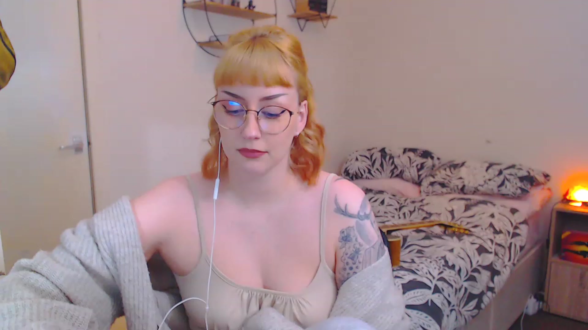 Gallery image thumbnail from MsXpertease's myfreecams stream on, 03/15/2023, 10:37 image 2 of 20