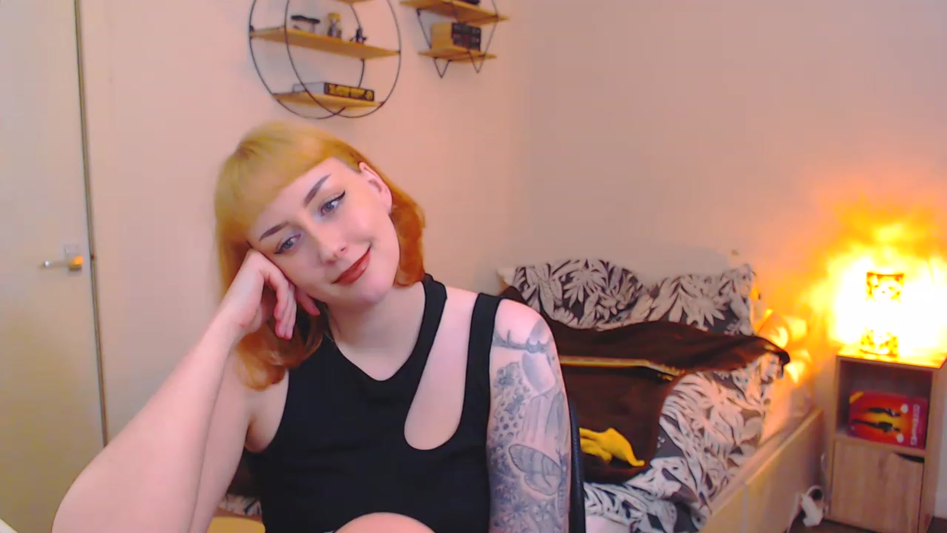 Gallery image thumbnail from MsXpertease's myfreecams stream on, 03/18/2023, 18:28 image 19 of 20