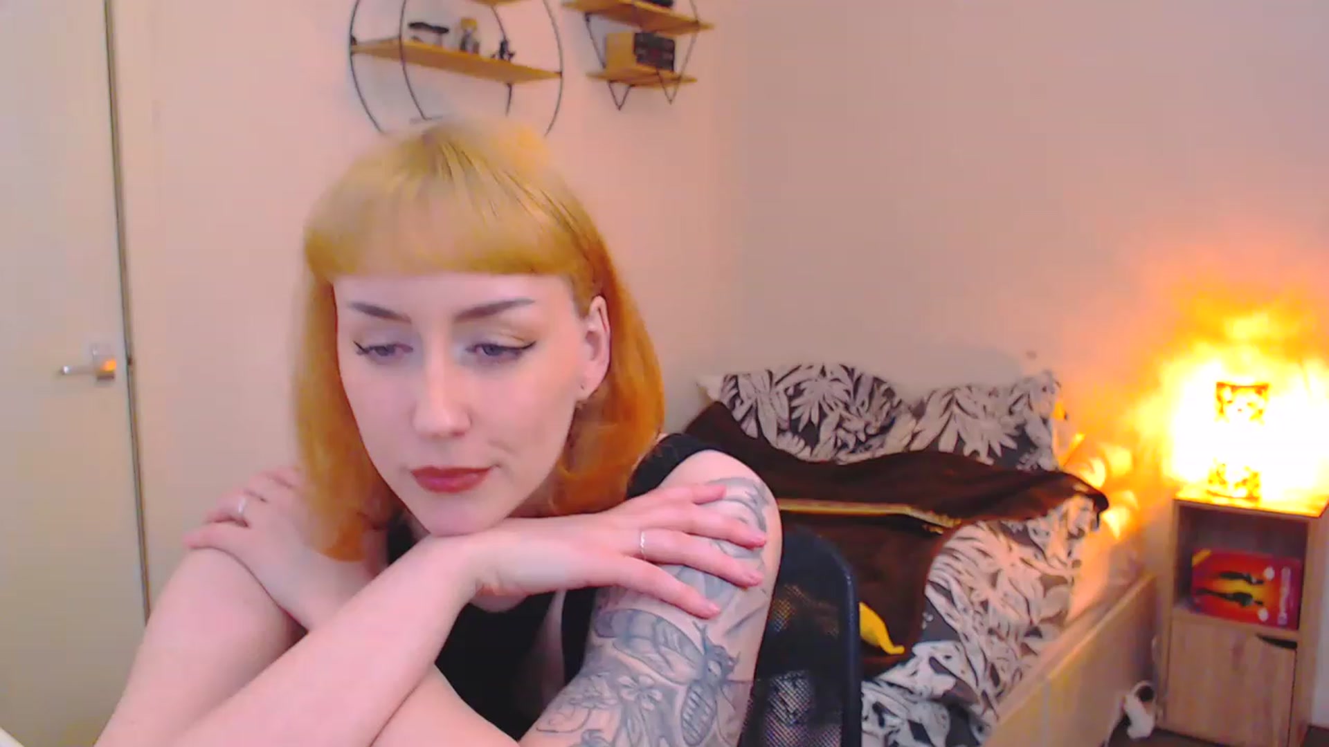 Gallery image thumbnail from MsXpertease's myfreecams stream on, 03/18/2023, 18:28 image 15 of 20
