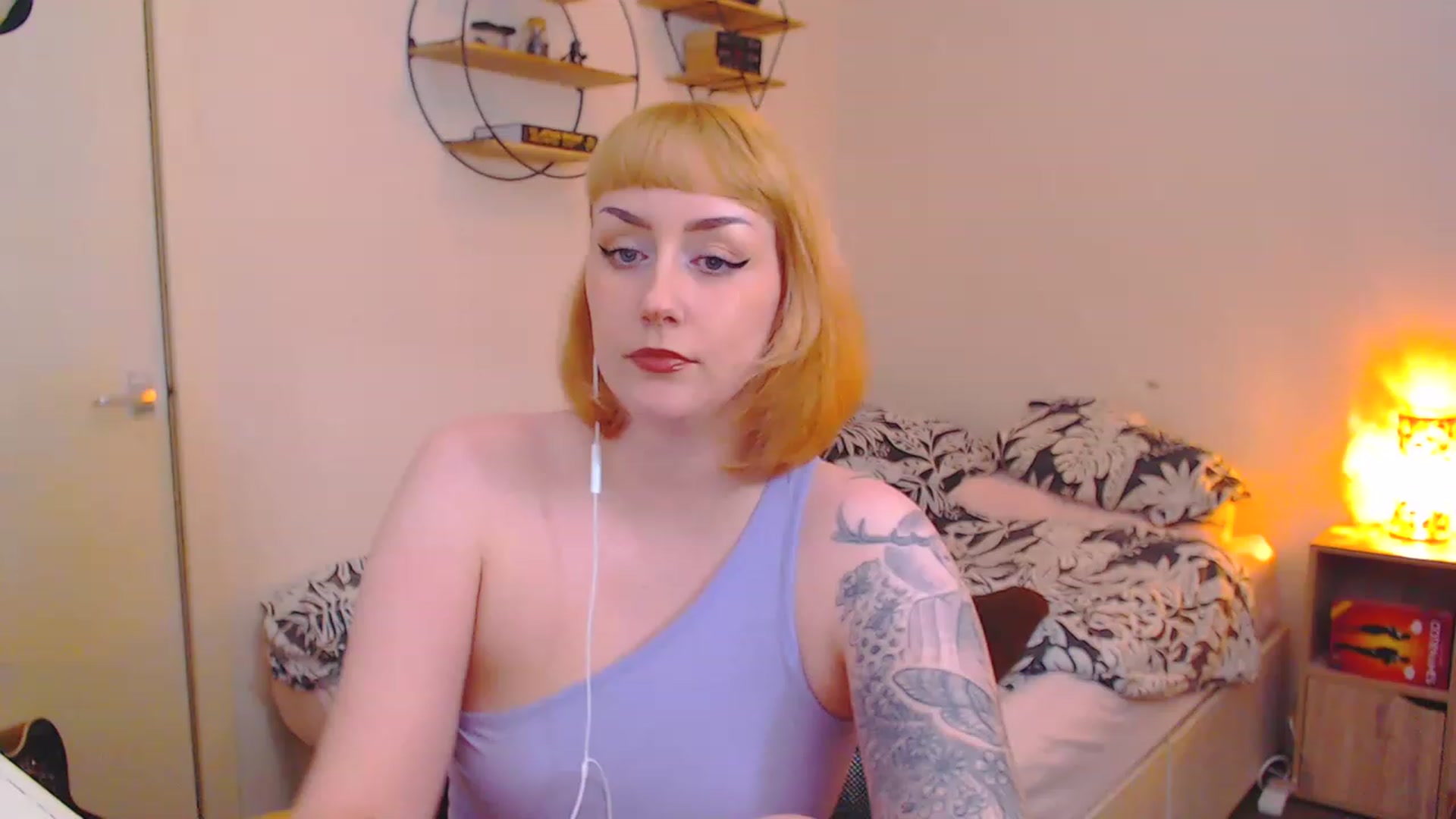 Gallery image thumbnail from MsXpertease's myfreecams stream on, 03/19/2023, 17:56 image 9 of 20