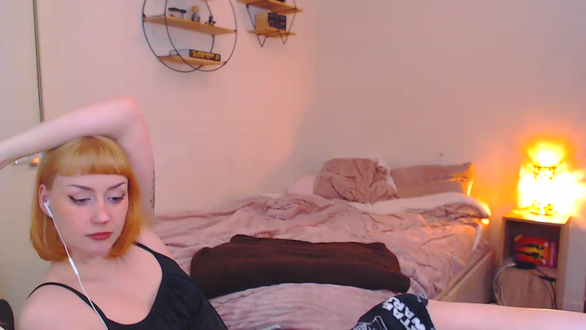Gallery image thumbnail from MsXpertease's myfreecams stream on, 03/20/2023, 20:01 image 20 of 20