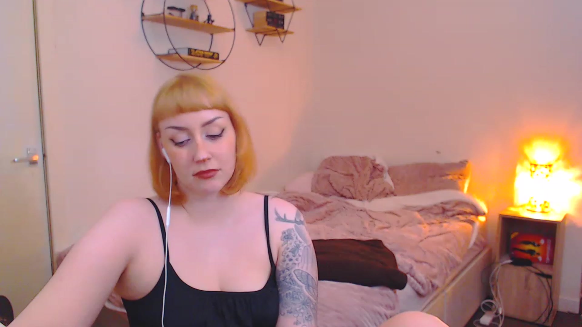 Gallery image thumbnail from MsXpertease's myfreecams stream on, 03/20/2023, 20:01 image 11 of 20