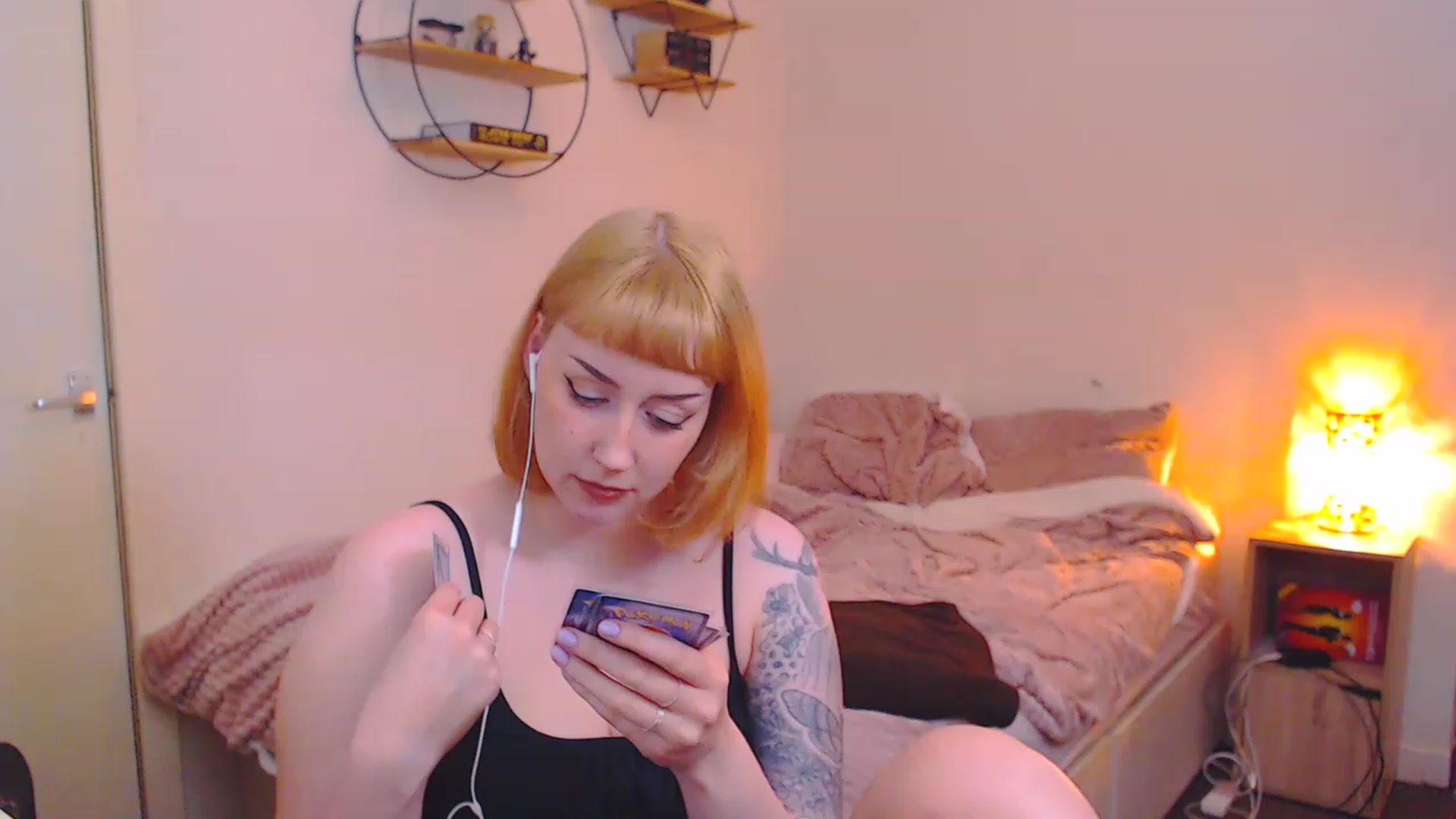 Gallery image thumbnail from MsXpertease's myfreecams stream on, 03/20/2023, 20:01 image 9 of 20