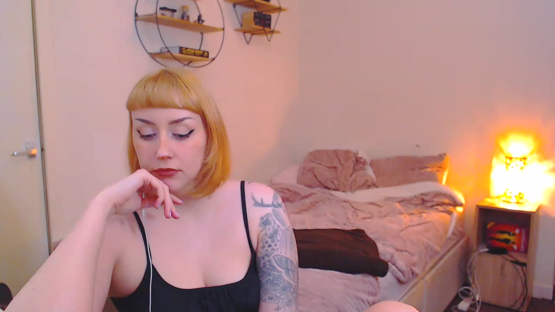 Gallery image thumbnail from MsXpertease's myfreecams stream on, 03/20/2023, 20:01 image 10 of 20