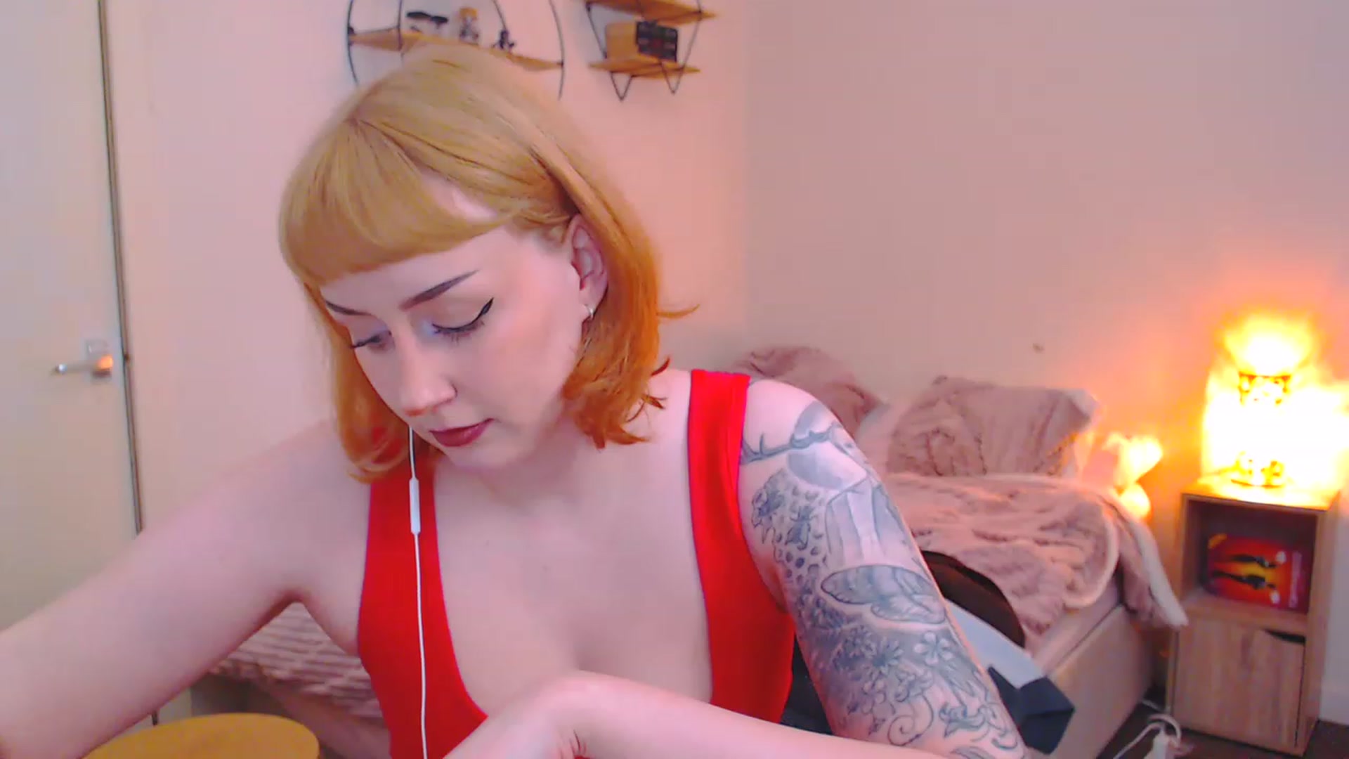 Gallery image thumbnail from MsXpertease's myfreecams stream on, 03/22/2023, 19:10 image 19 of 20