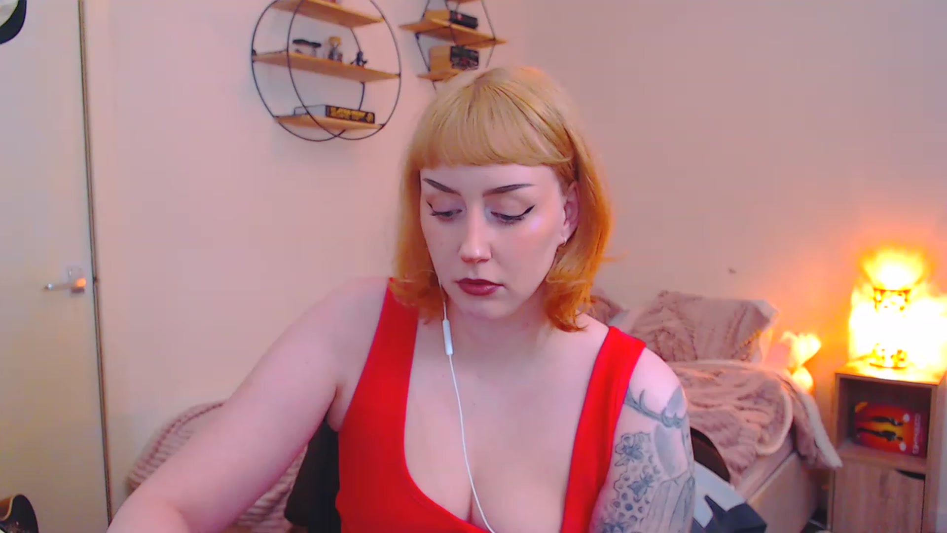 Gallery image thumbnail from MsXpertease's myfreecams stream on, 03/22/2023, 19:10 image 4 of 20