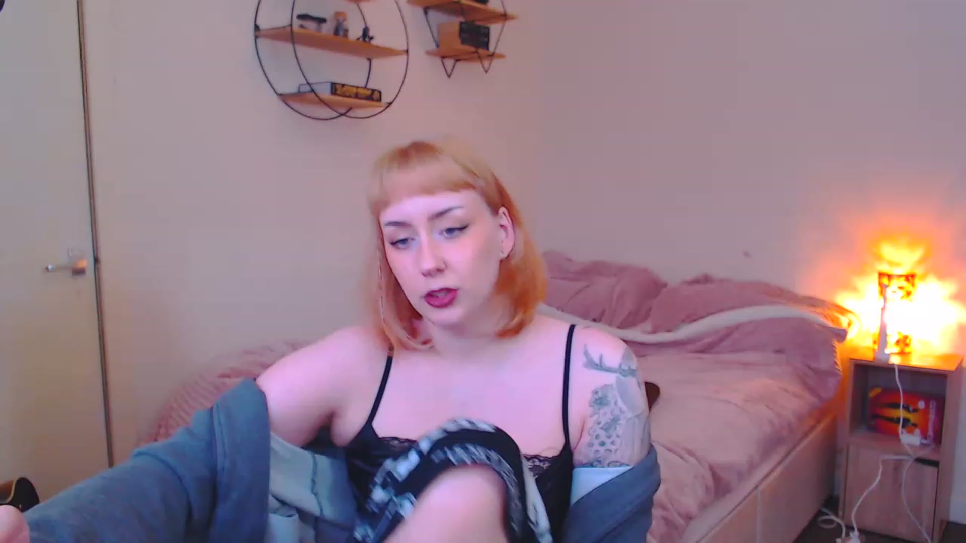 Gallery image thumbnail from MsXpertease's myfreecams stream on, 03/23/2023, 18:19 image 1 of 20