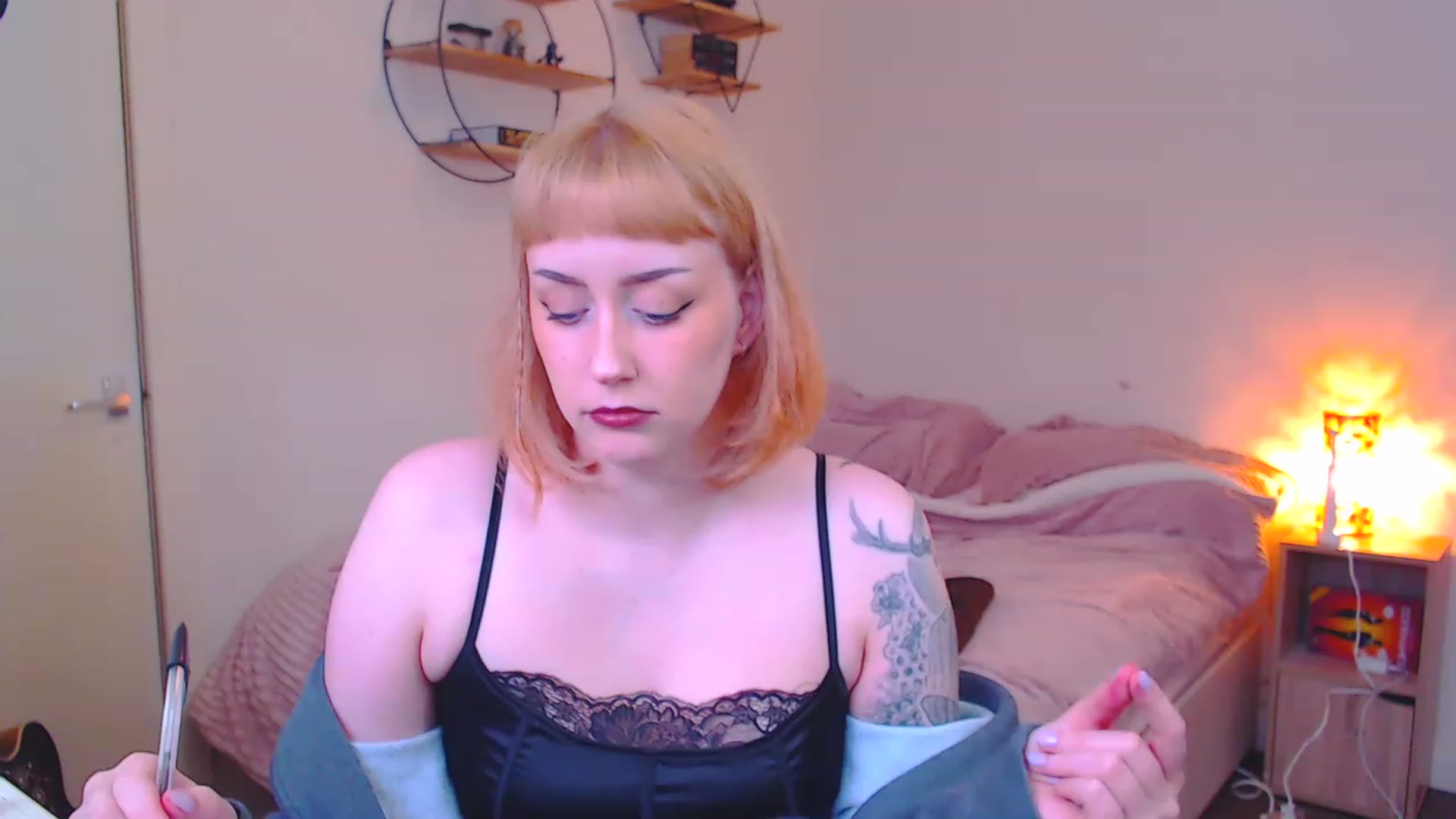 Gallery image thumbnail from MsXpertease's myfreecams stream on, 03/23/2023, 18:19 image 3 of 20
