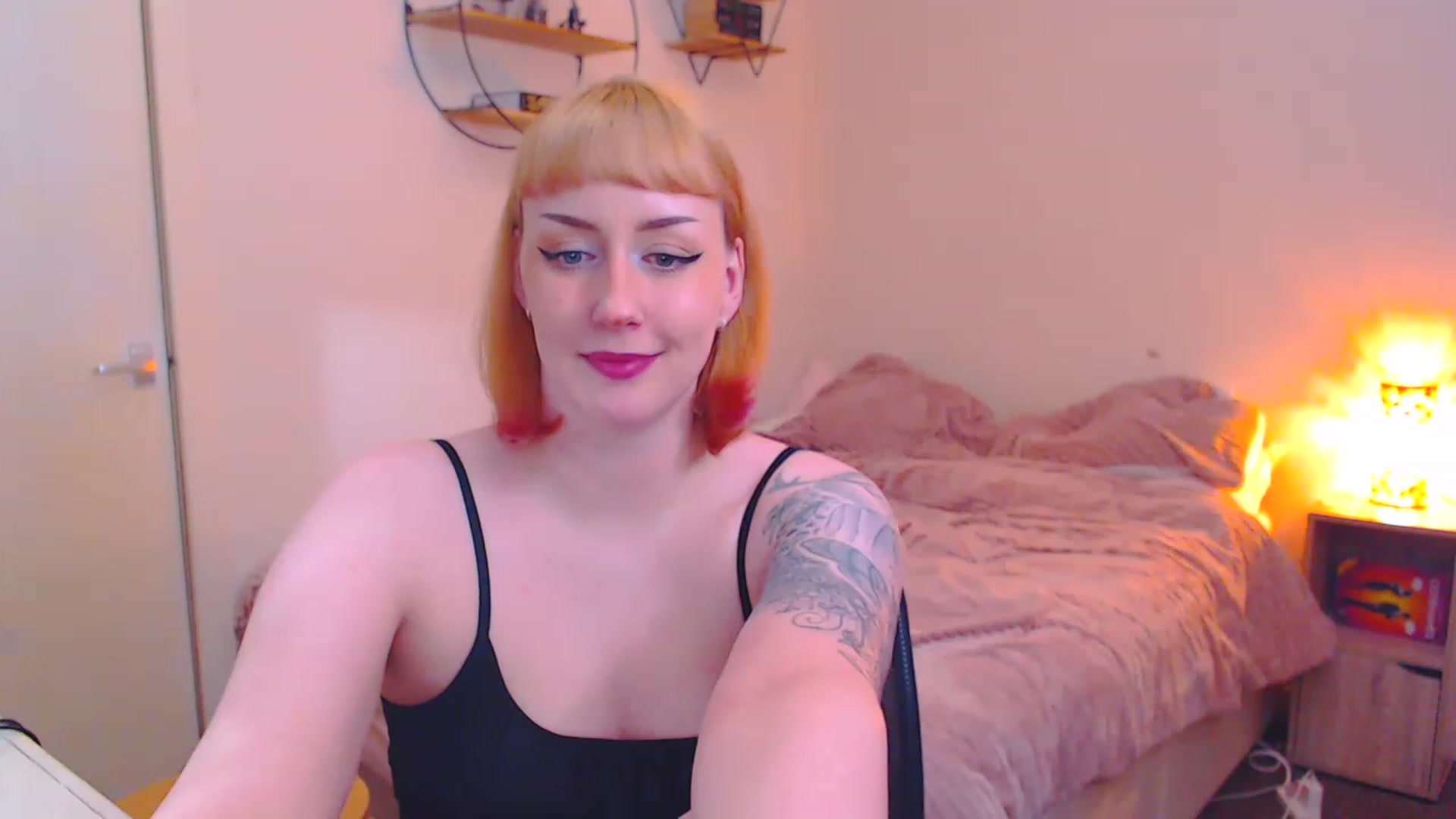 Gallery image thumbnail from MsXpertease's myfreecams stream on, 03/27/2023, 03:33 image 15 of 20