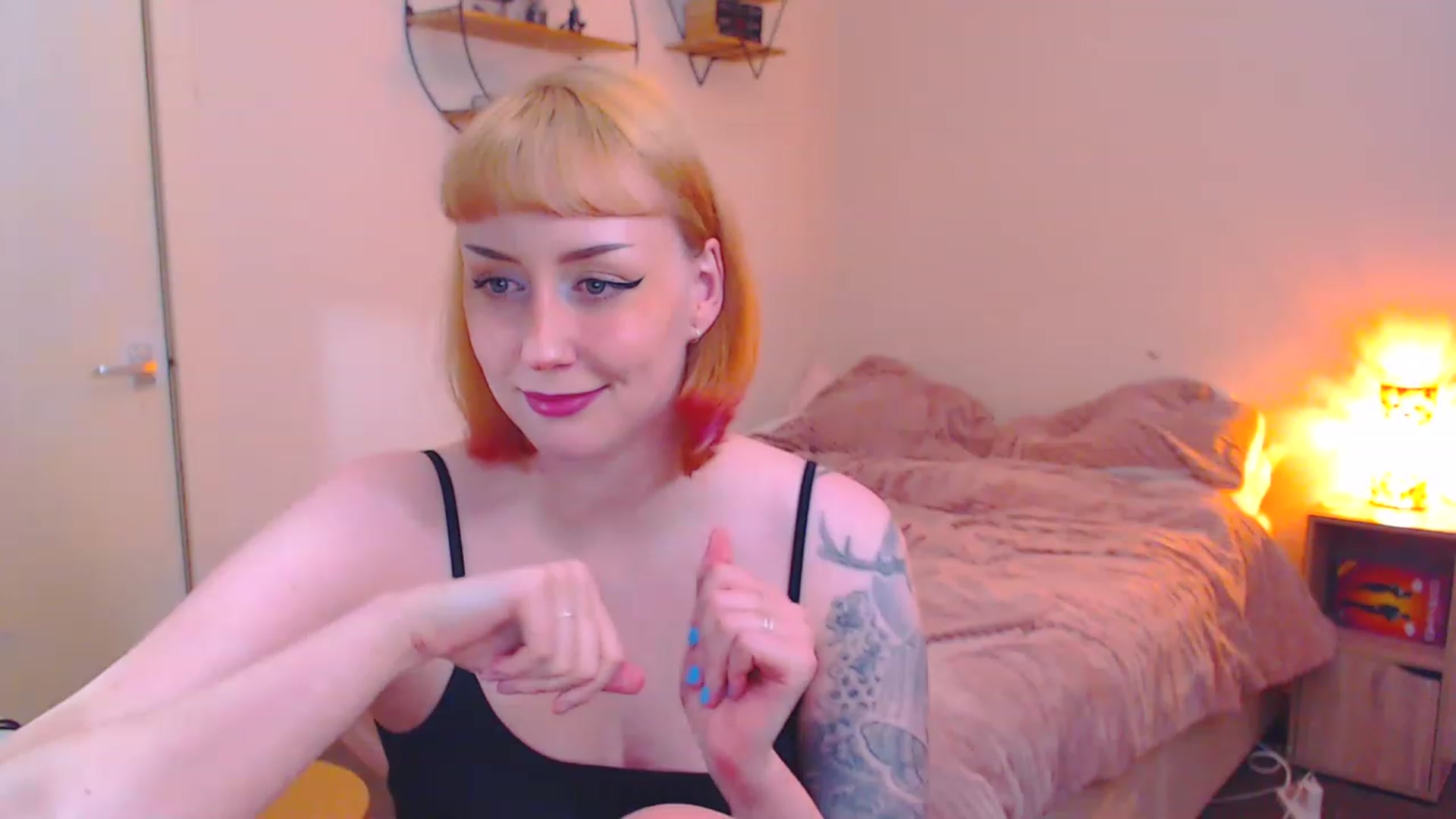 Gallery image thumbnail from MsXpertease's myfreecams stream on, 03/27/2023, 03:33 image 18 of 20