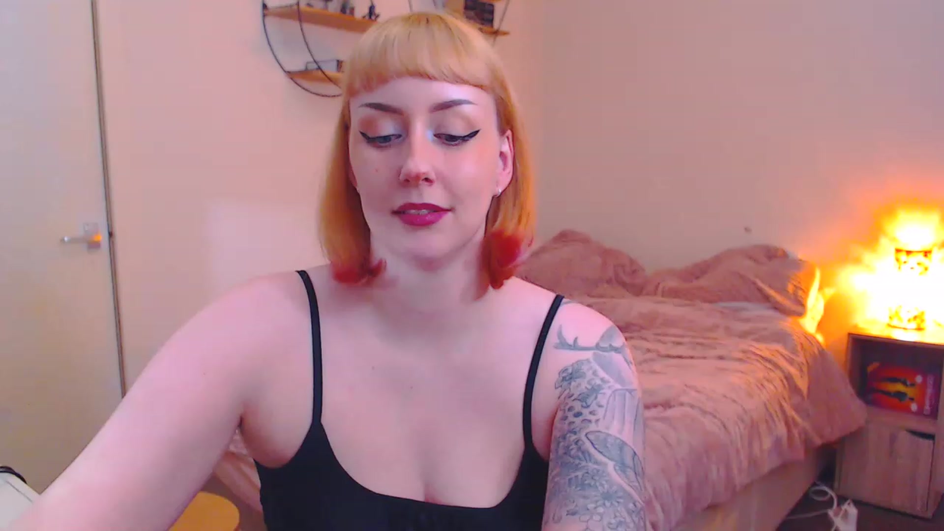 Gallery image thumbnail from MsXpertease's myfreecams stream on, 03/27/2023, 03:33 image 1 of 20