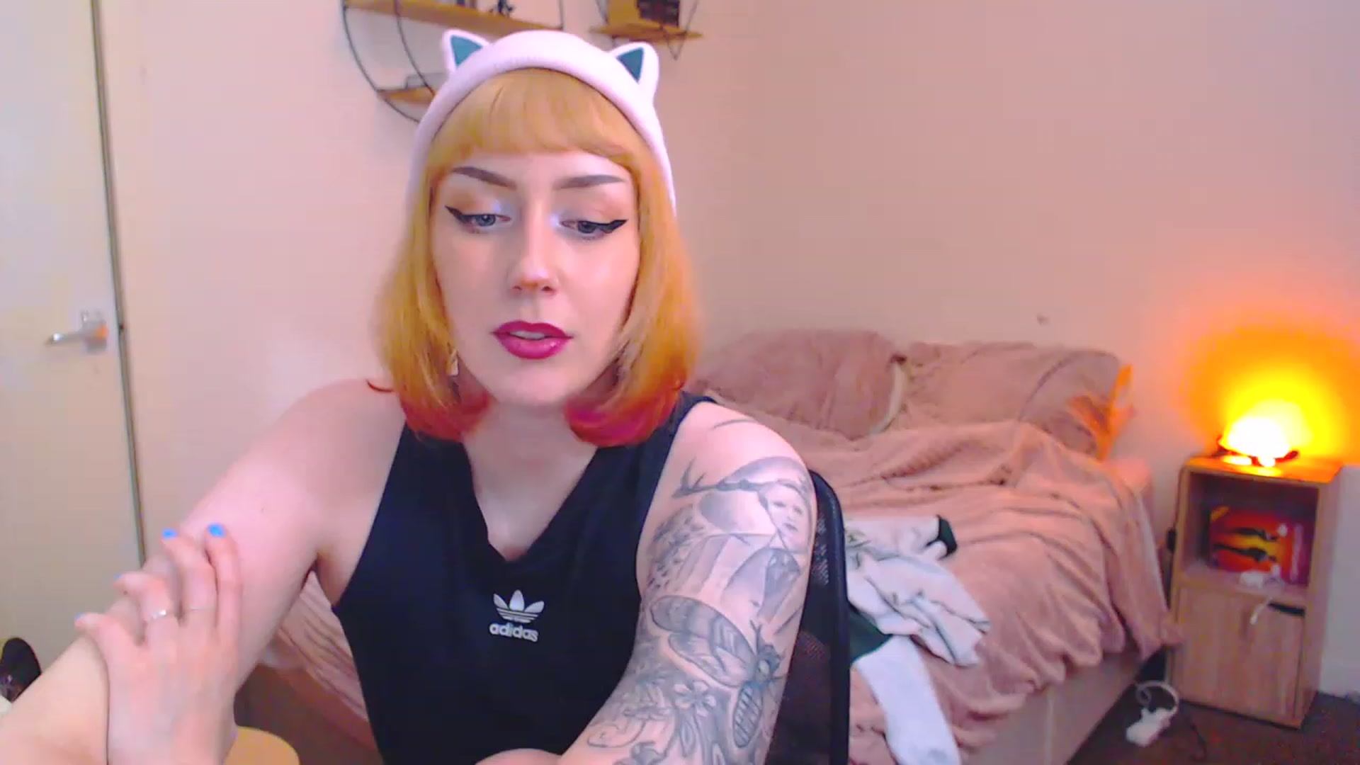 Gallery image thumbnail from MsXpertease's myfreecams stream on, 03/31/2023, 01:27 image 17 of 20