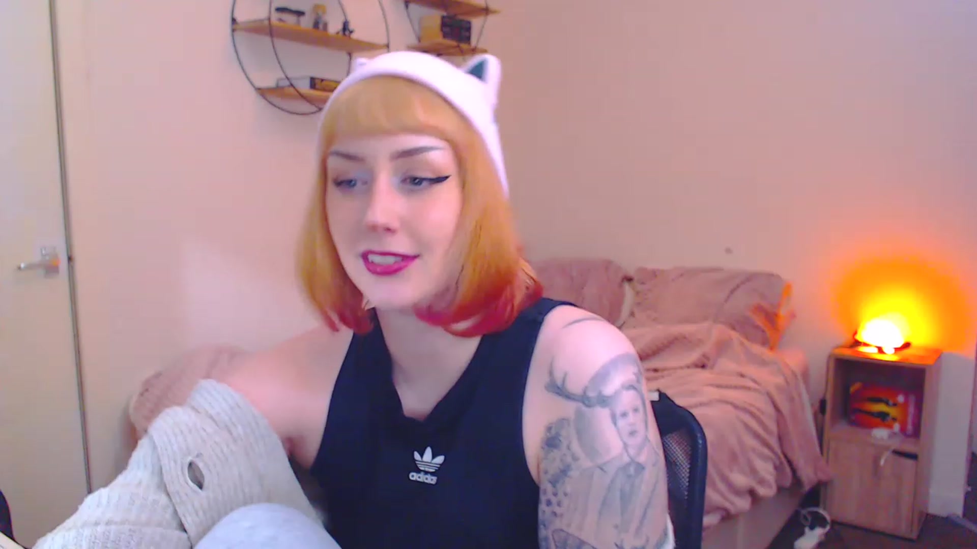 Gallery image thumbnail from MsXpertease's myfreecams stream on, 03/31/2023, 01:27 image 8 of 20