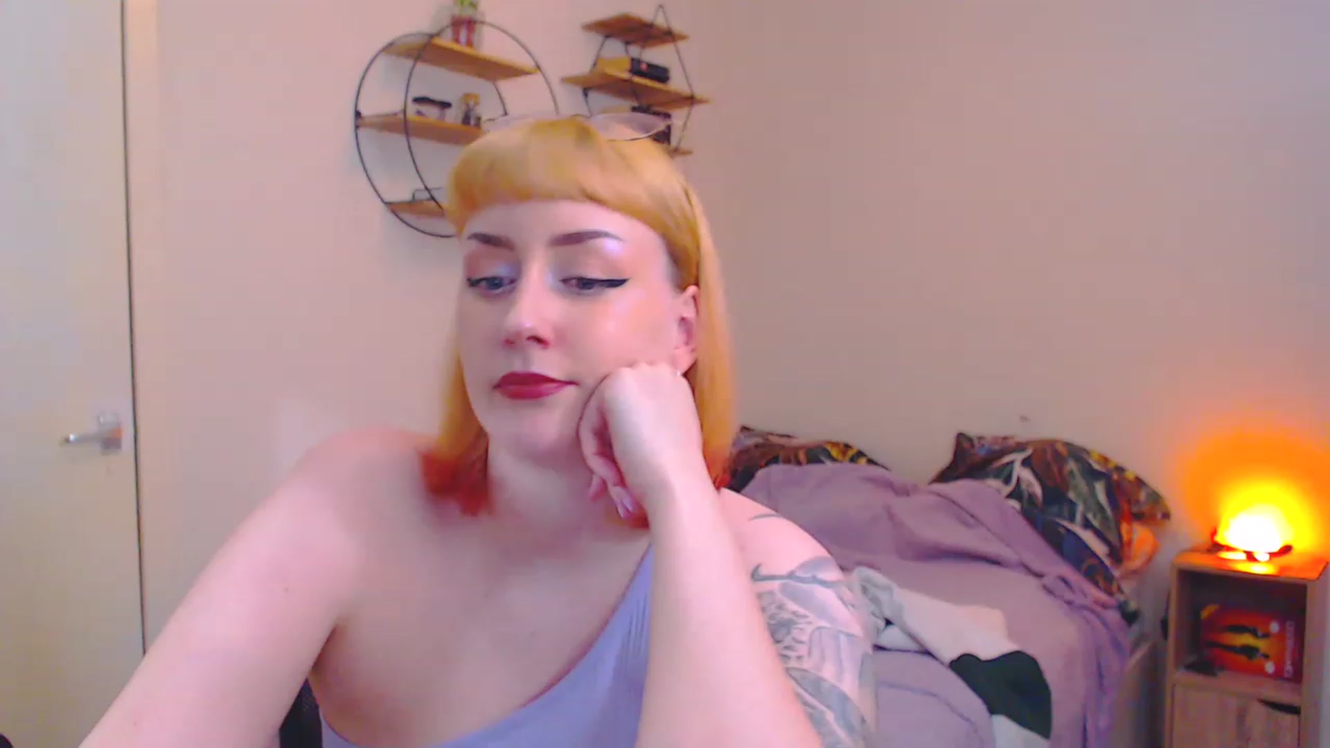 Gallery image thumbnail from MsXpertease's myfreecams stream on, 04/05/2023, 10:19 image 5 of 20