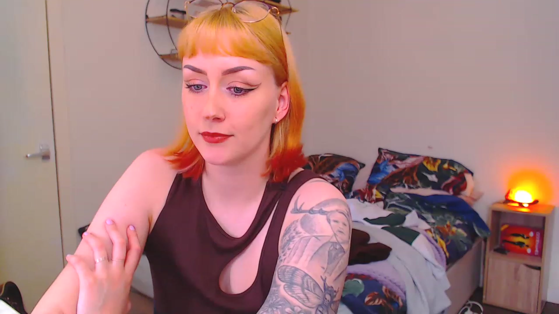 Gallery image thumbnail from MsXpertease's myfreecams stream on, 04/06/2023, 10:16 image 10 of 20