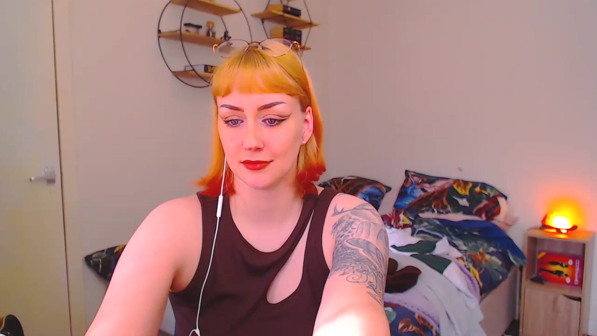 Gallery image thumbnail from MsXpertease's myfreecams stream on, 04/06/2023, 10:16 image 3 of 20