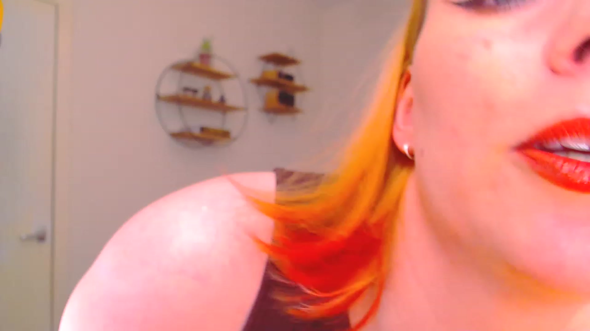 Gallery image thumbnail from MsXpertease's myfreecams stream on, 04/06/2023, 10:16 image 6 of 20