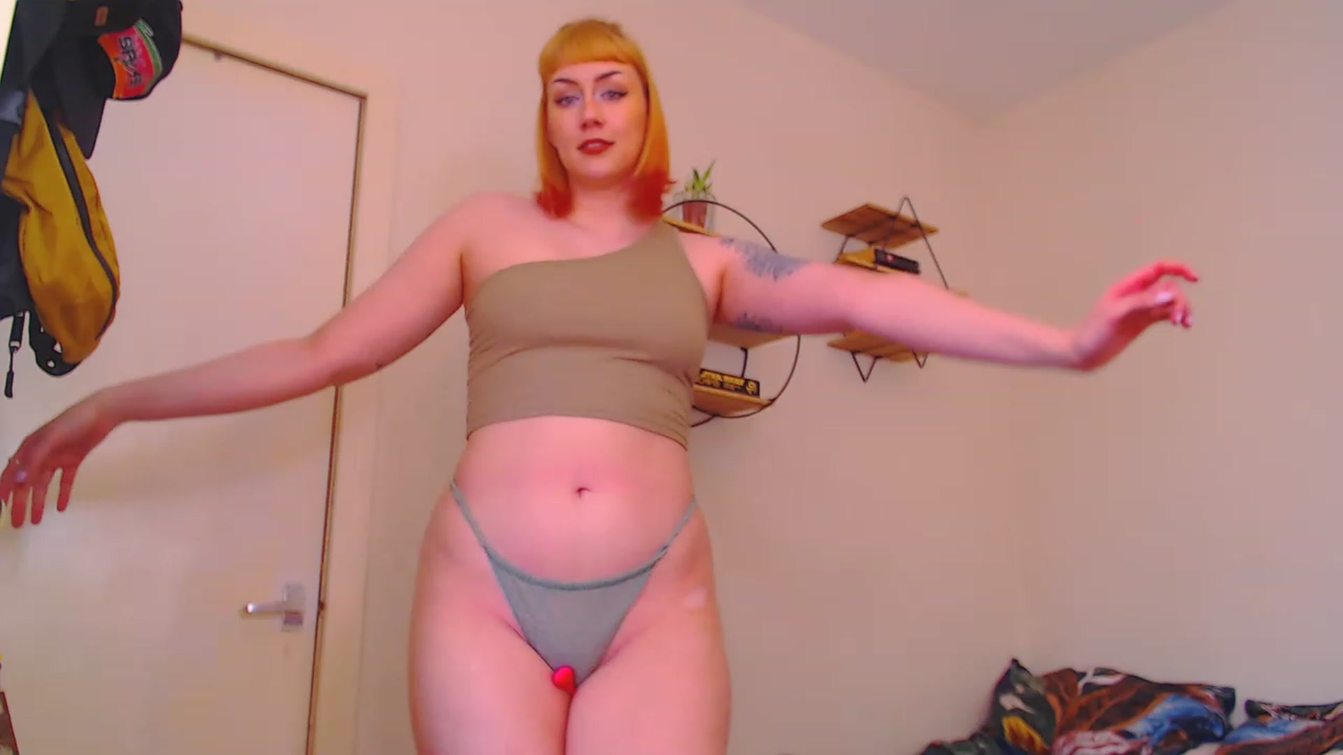 Gallery image thumbnail from MsXpertease's myfreecams stream on, 04/07/2023, 09:05 image 8 of 20