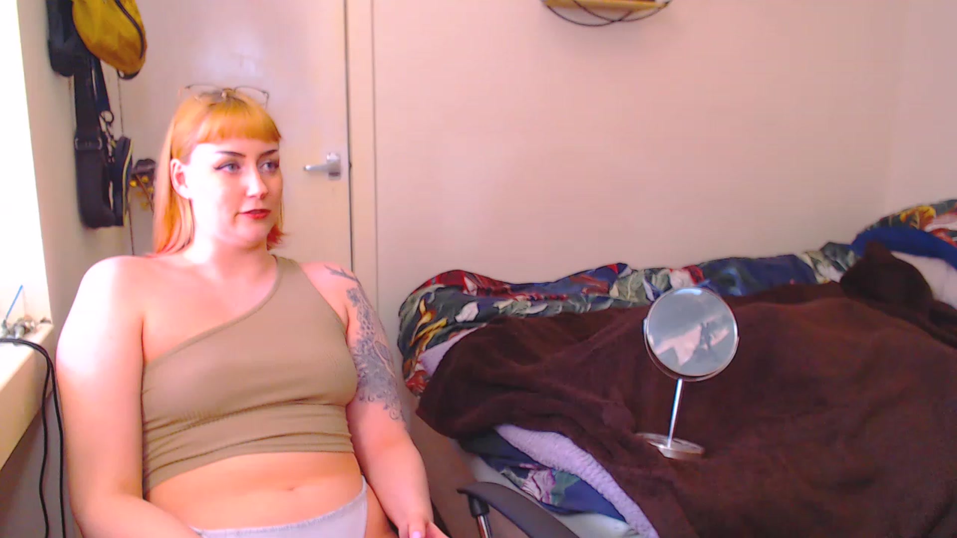 Gallery image thumbnail from MsXpertease's myfreecams stream on, 04/08/2023, 09:58 image 13 of 20