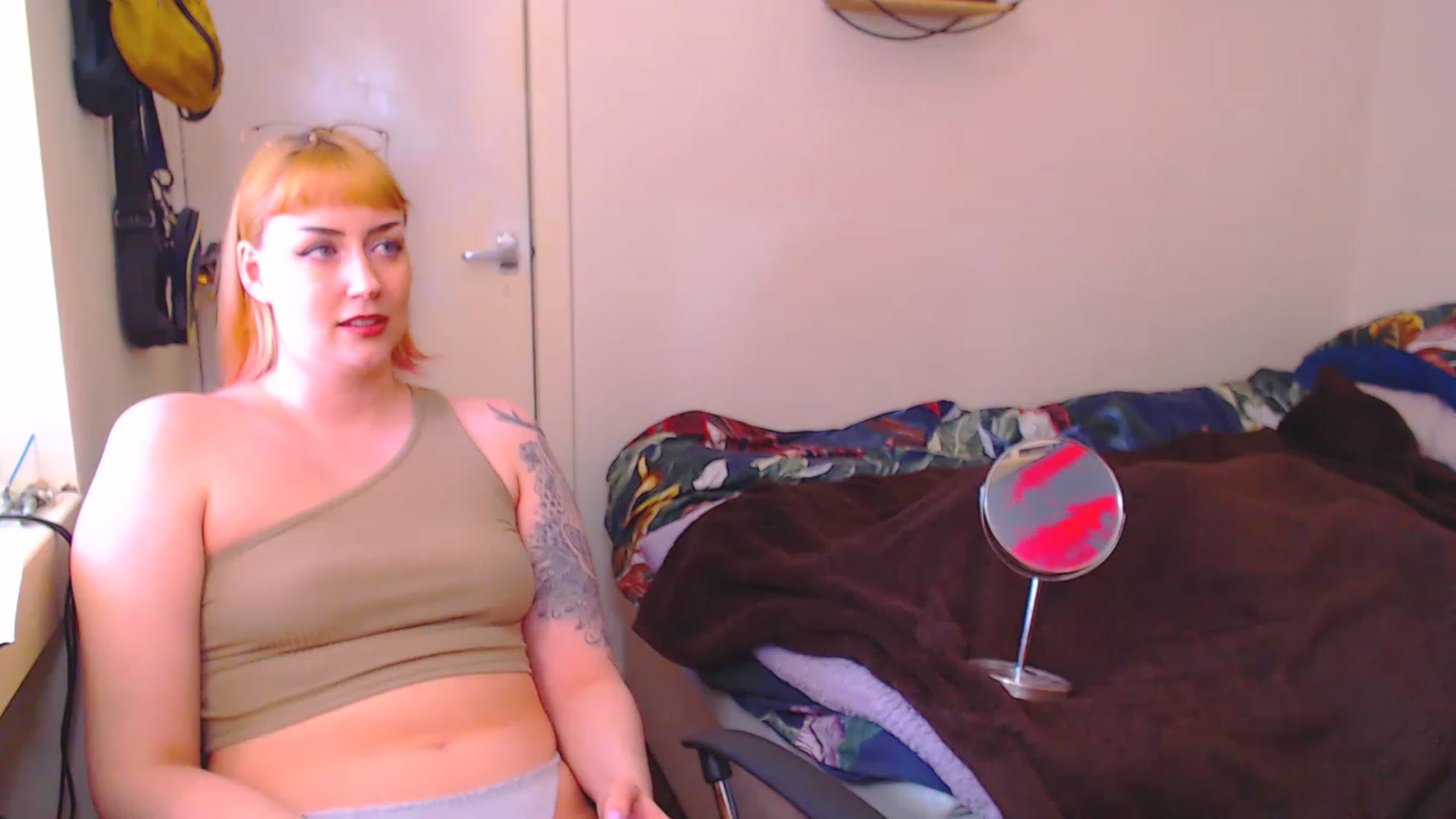 Gallery image thumbnail from MsXpertease's myfreecams stream on, 04/08/2023, 09:58 image 12 of 20