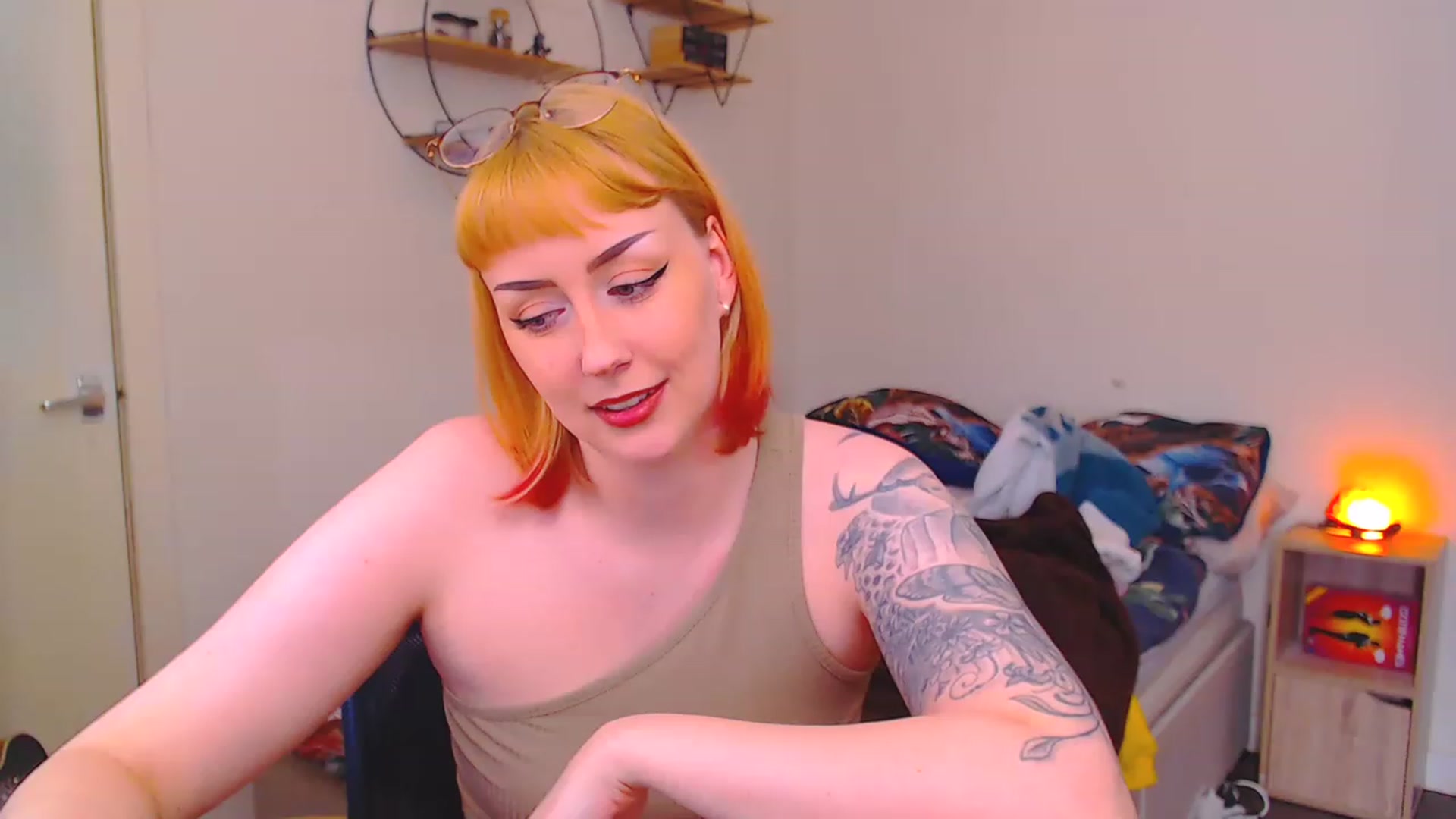 Gallery image thumbnail from MsXpertease's myfreecams stream on, 04/08/2023, 10:19 image 16 of 20