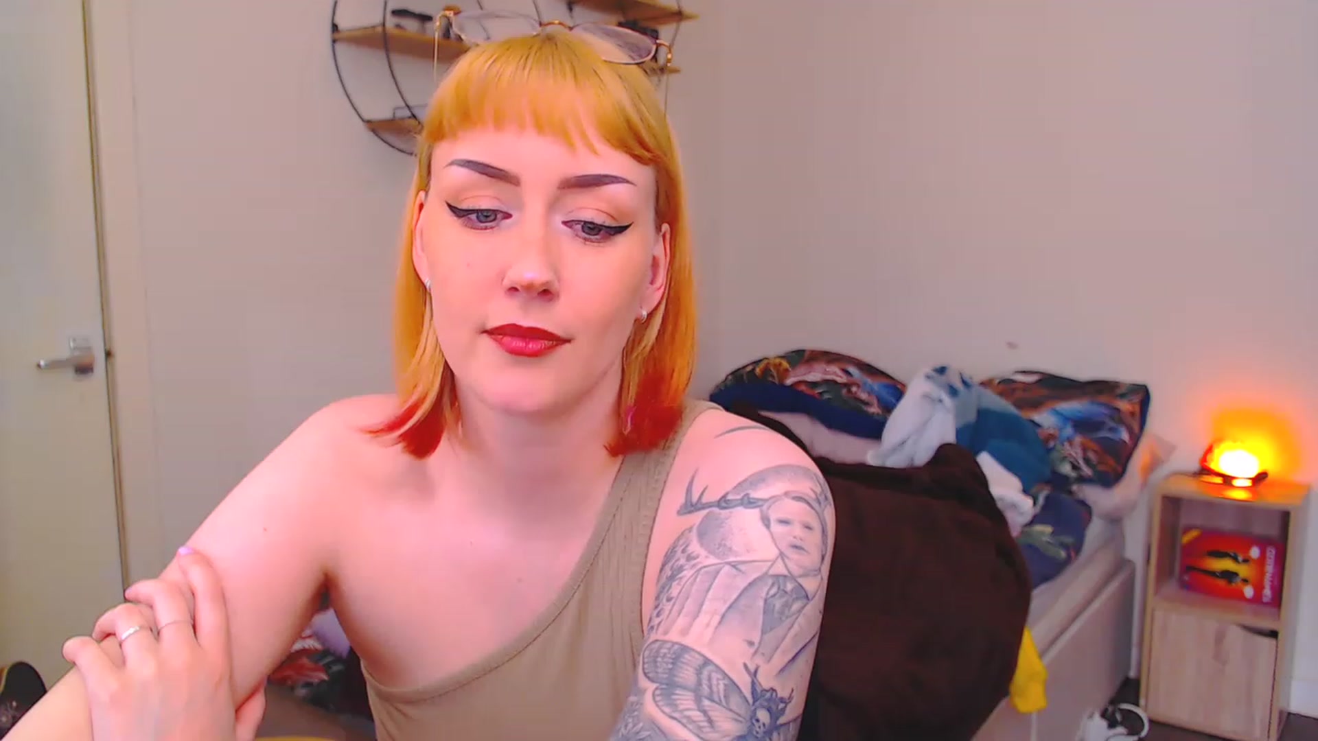 Gallery image thumbnail from MsXpertease's myfreecams stream on, 04/08/2023, 10:19 image 20 of 20