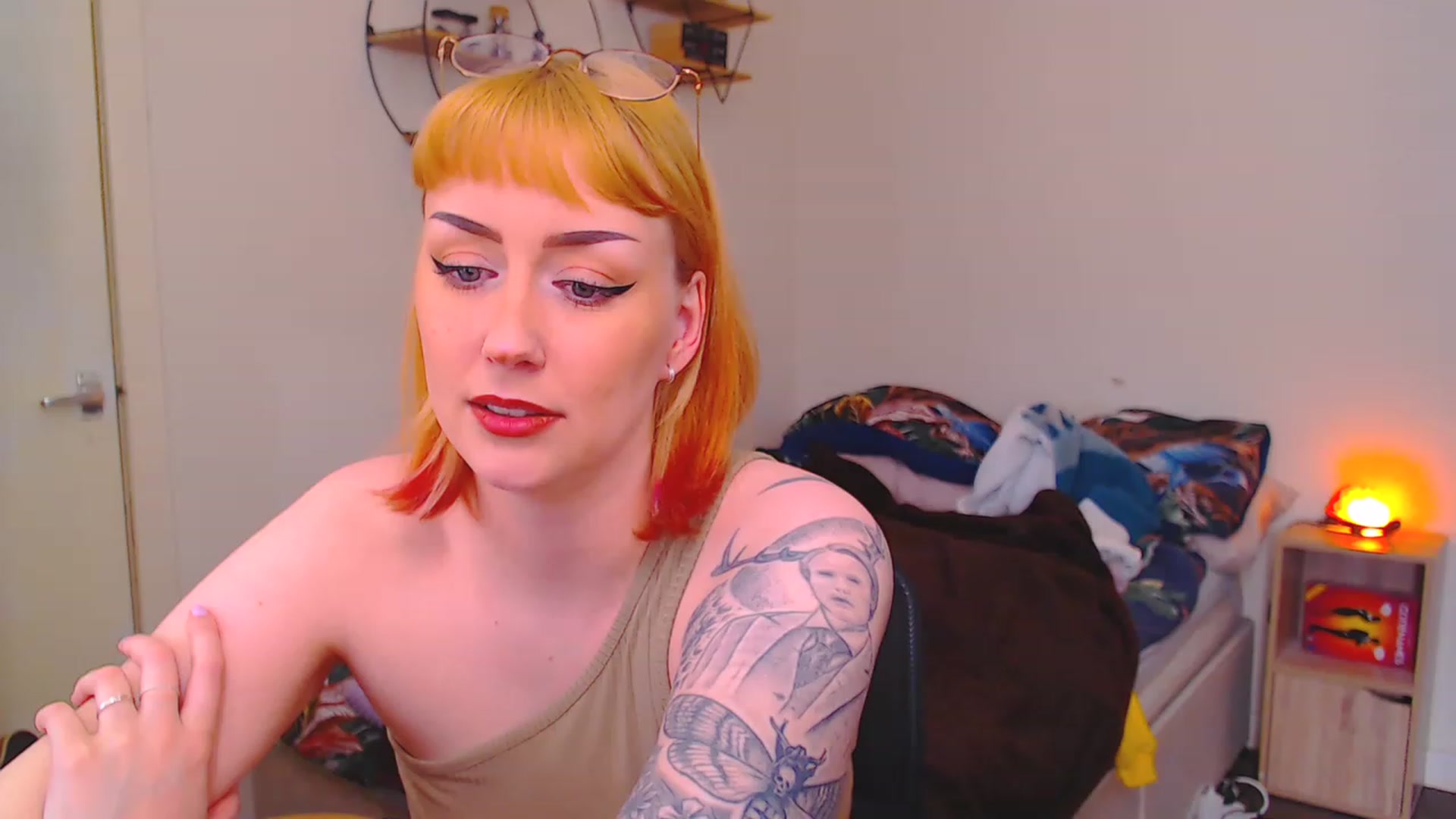 Gallery image thumbnail from MsXpertease's myfreecams stream on, 04/08/2023, 10:19 image 5 of 20