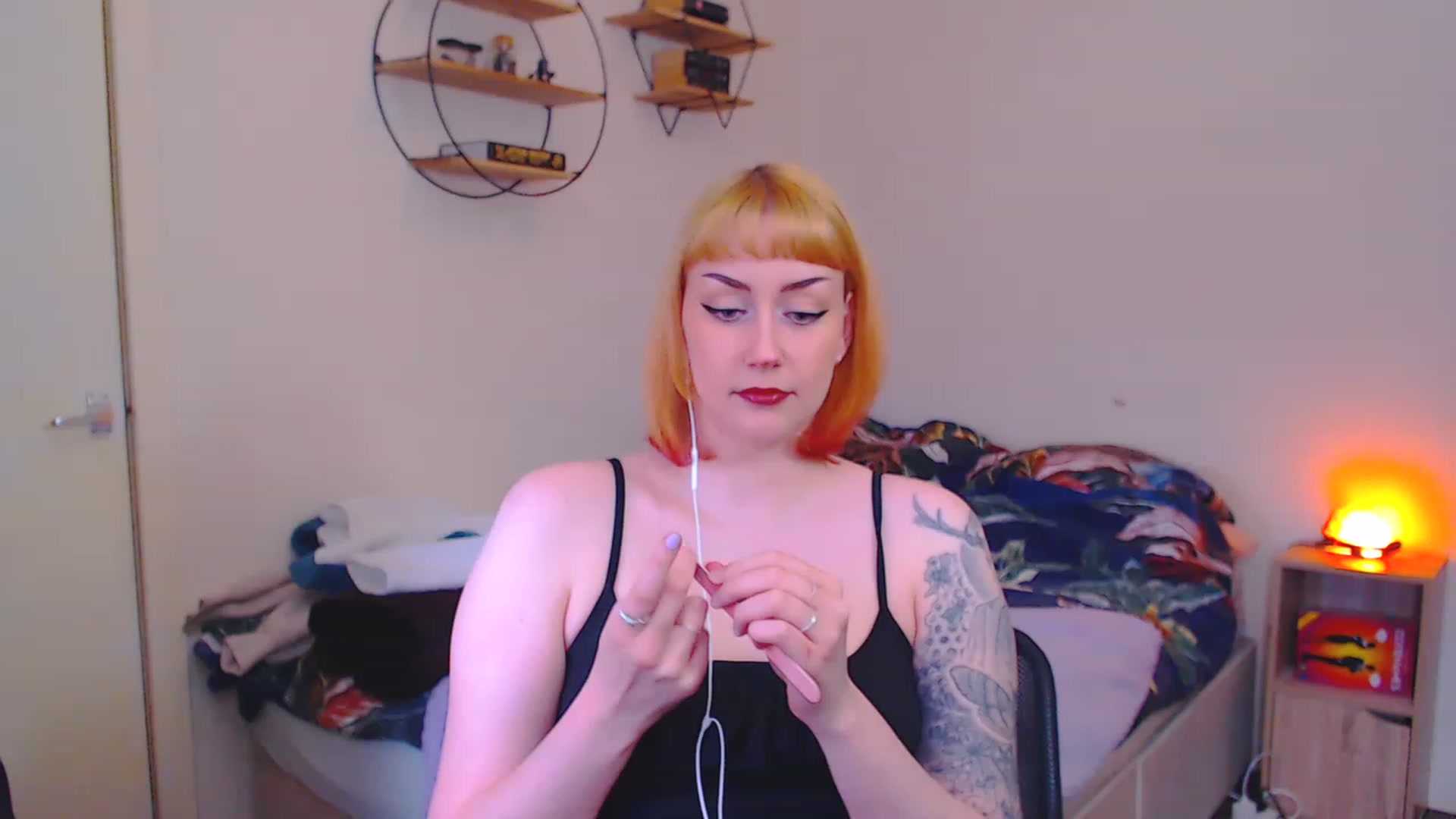 Gallery image thumbnail from MsXpertease's myfreecams stream on, 04/11/2023, 11:14 image 8 of 20