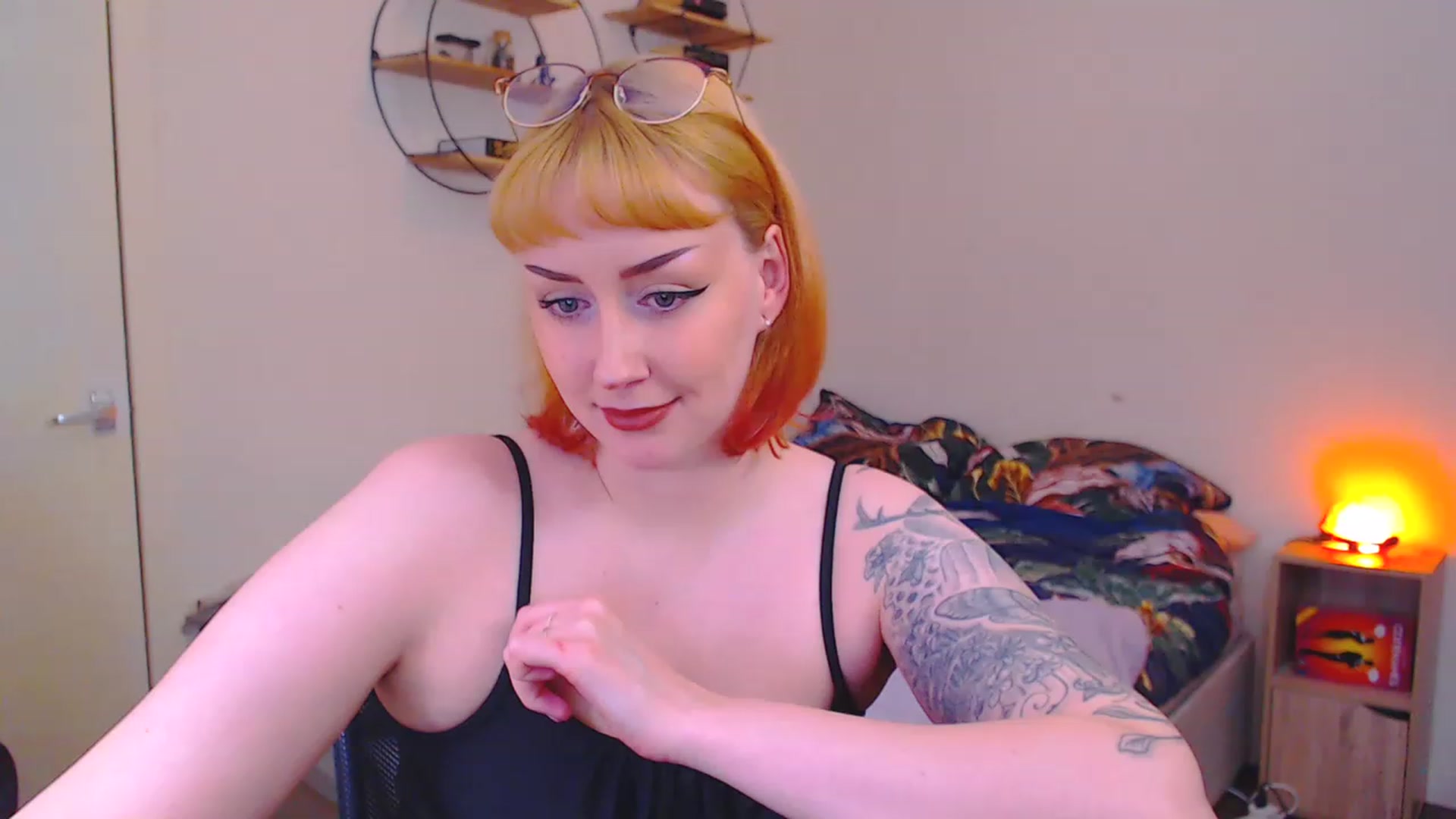 Gallery image thumbnail from MsXpertease's myfreecams stream on, 04/11/2023, 15:01 image 14 of 20