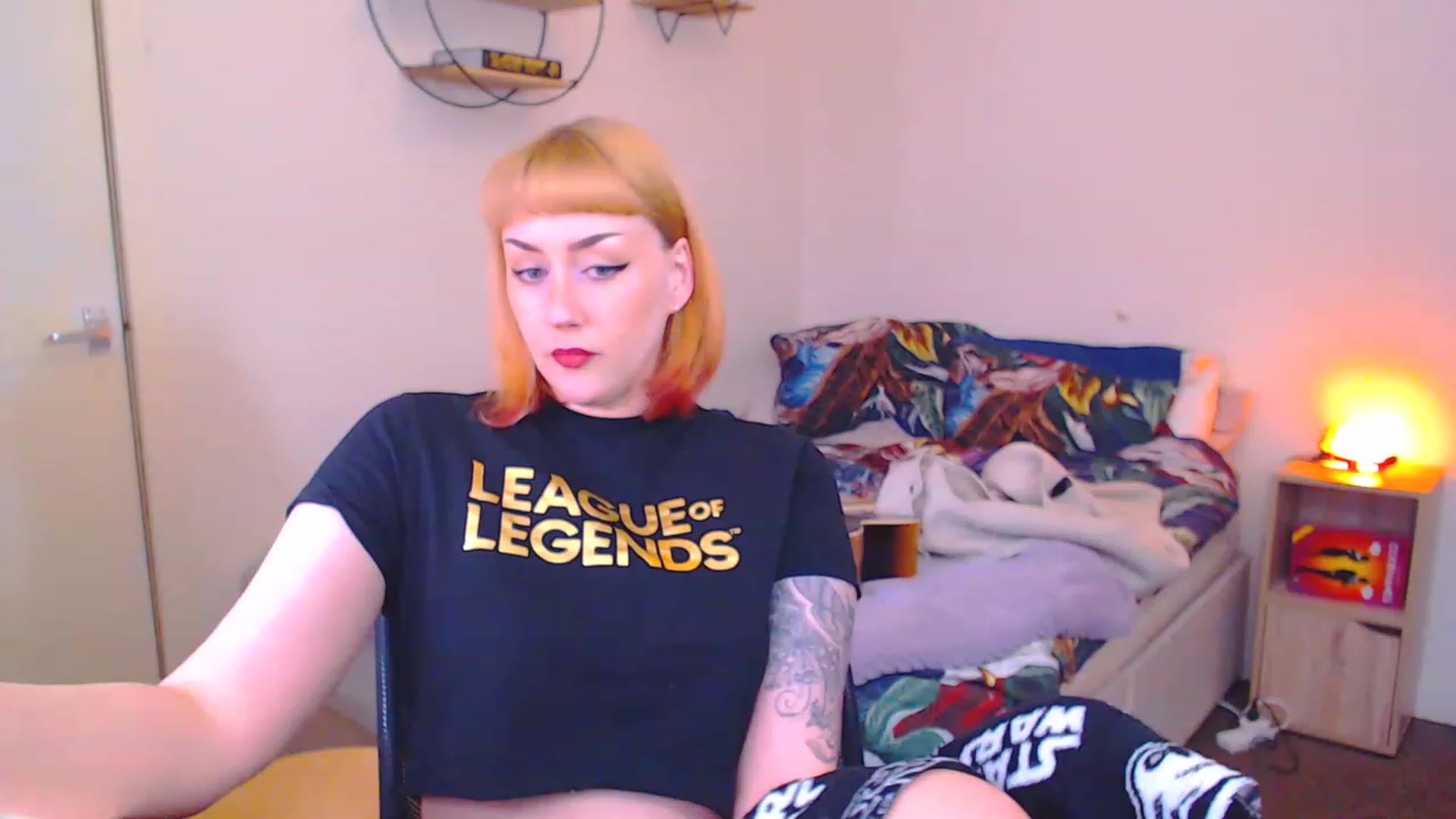 Gallery image thumbnail from MsXpertease's myfreecams stream on, 04/12/2023, 15:59 image 4 of 20