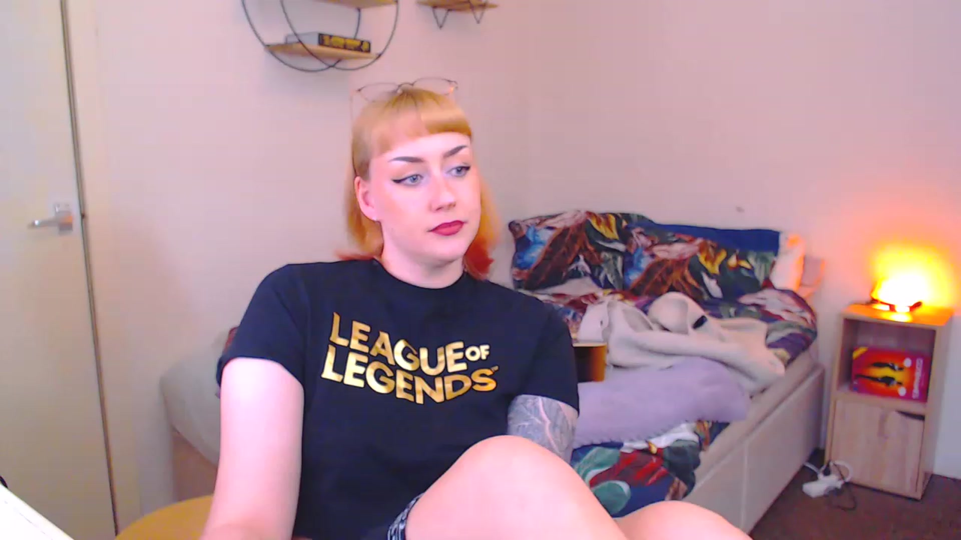 Gallery image thumbnail from MsXpertease's myfreecams stream on, 04/12/2023, 15:59 image 15 of 20