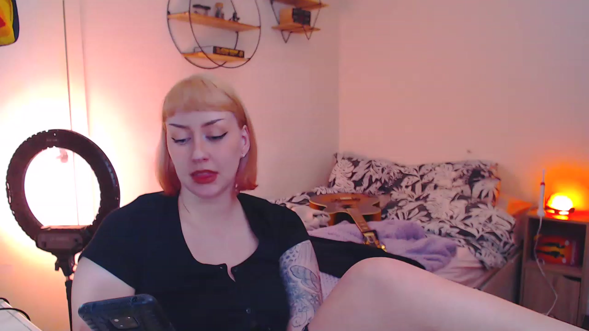 Gallery image thumbnail from MsXpertease's myfreecams stream on, 04/29/2023, 10:40 image 14 of 20