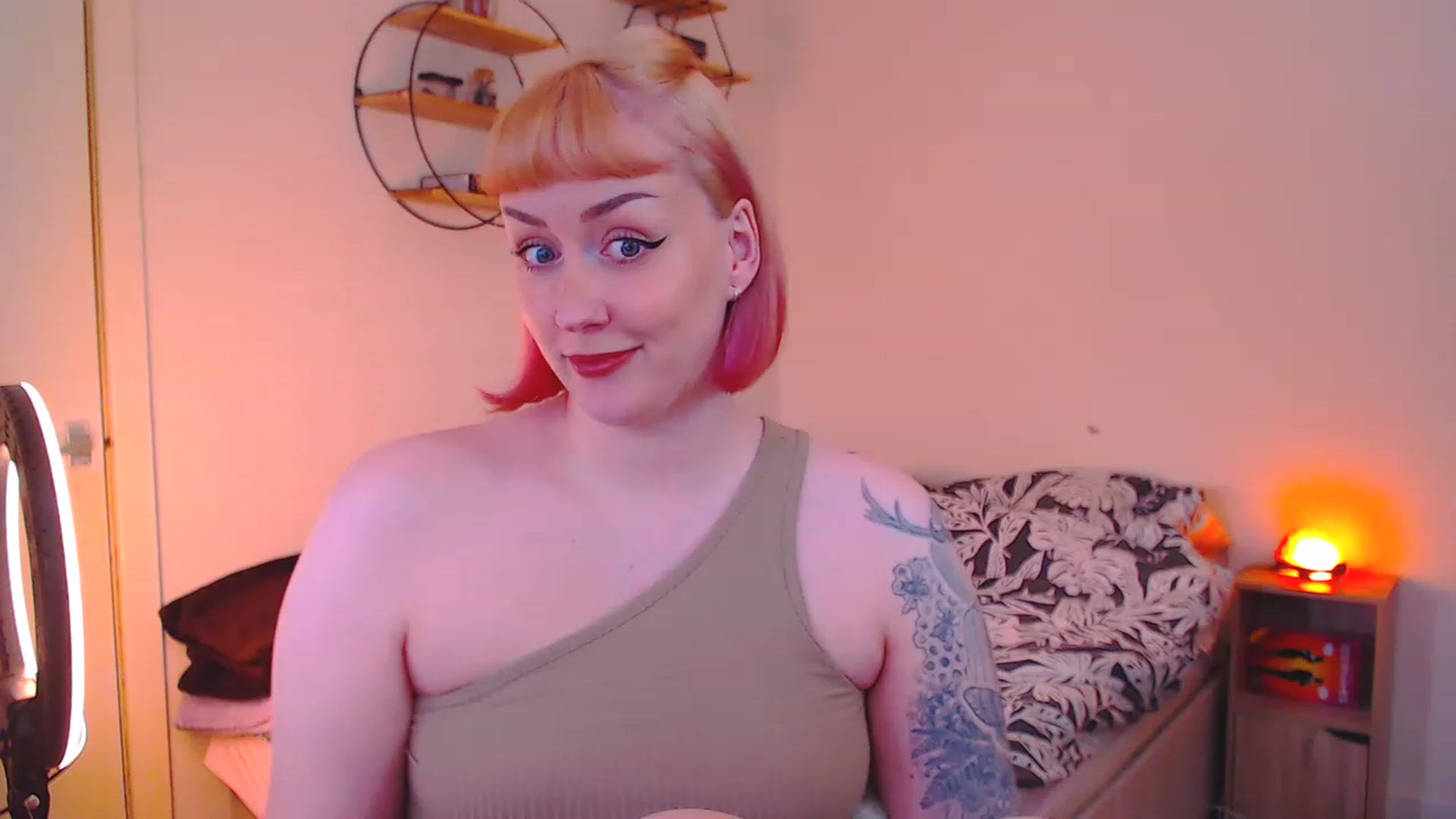 Gallery image thumbnail from MsXpertease's myfreecams stream on, 05/04/2023, 16:53 image 13 of 20