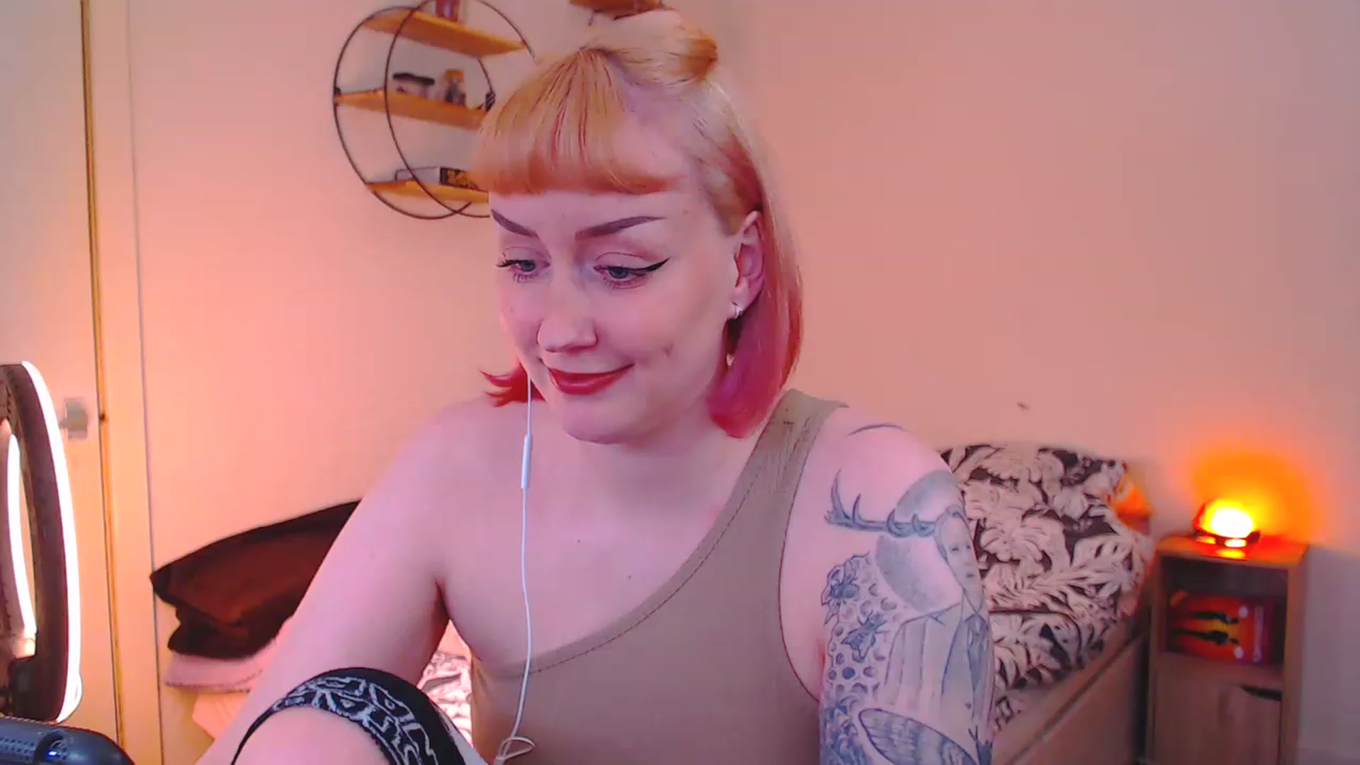 Gallery image thumbnail from MsXpertease's myfreecams stream on, 05/04/2023, 16:53 image 19 of 20