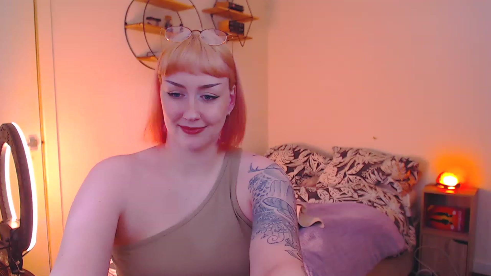 Gallery image thumbnail from MsXpertease's myfreecams stream on, 05/06/2023, 18:57 image 11 of 20