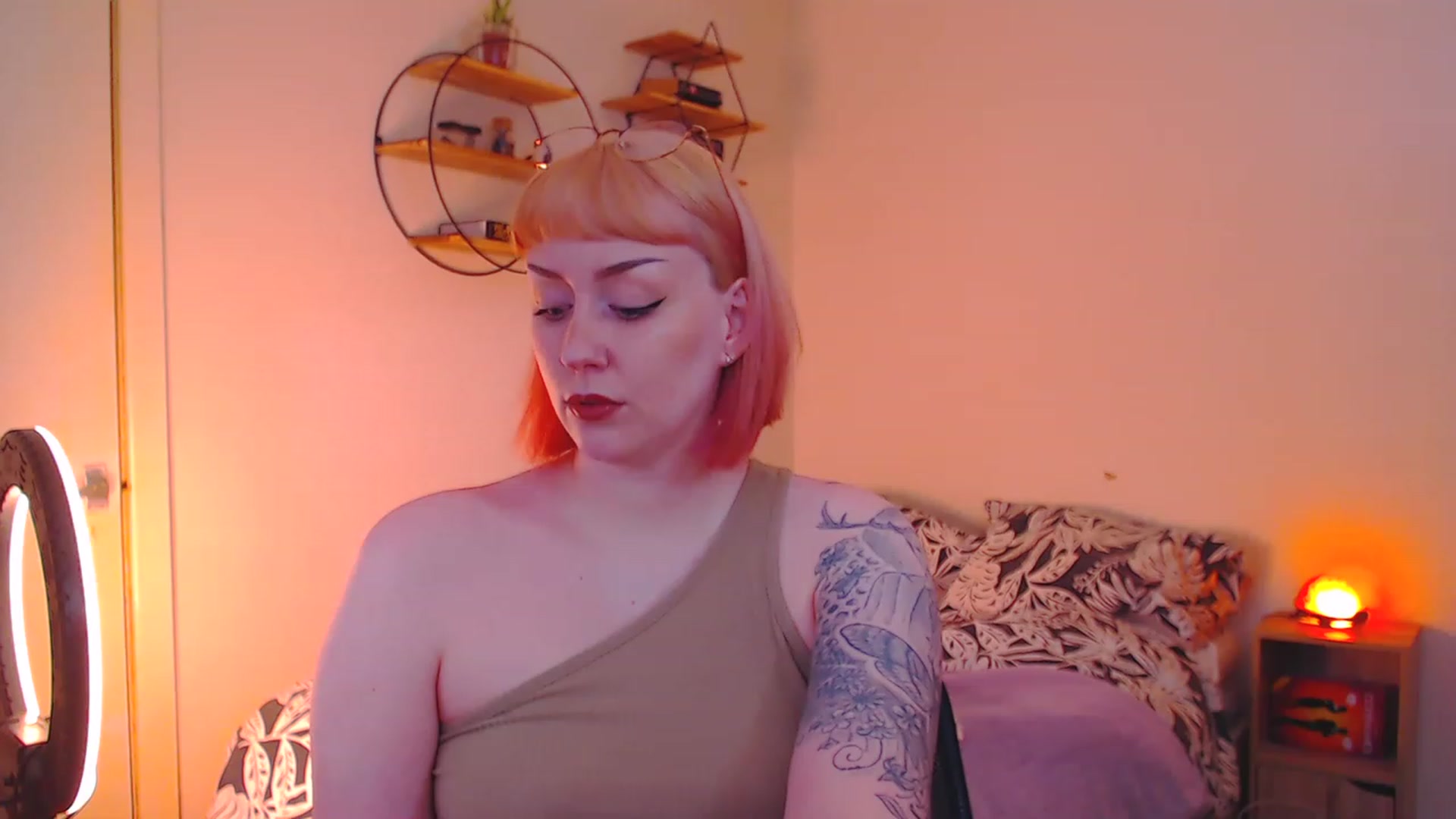 Gallery image thumbnail from MsXpertease's myfreecams stream on, 05/06/2023, 18:57 image 1 of 20