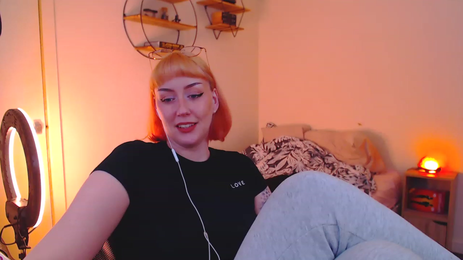 Gallery image thumbnail from MsXpertease's myfreecams stream on, 05/08/2023, 17:29 image 15 of 20