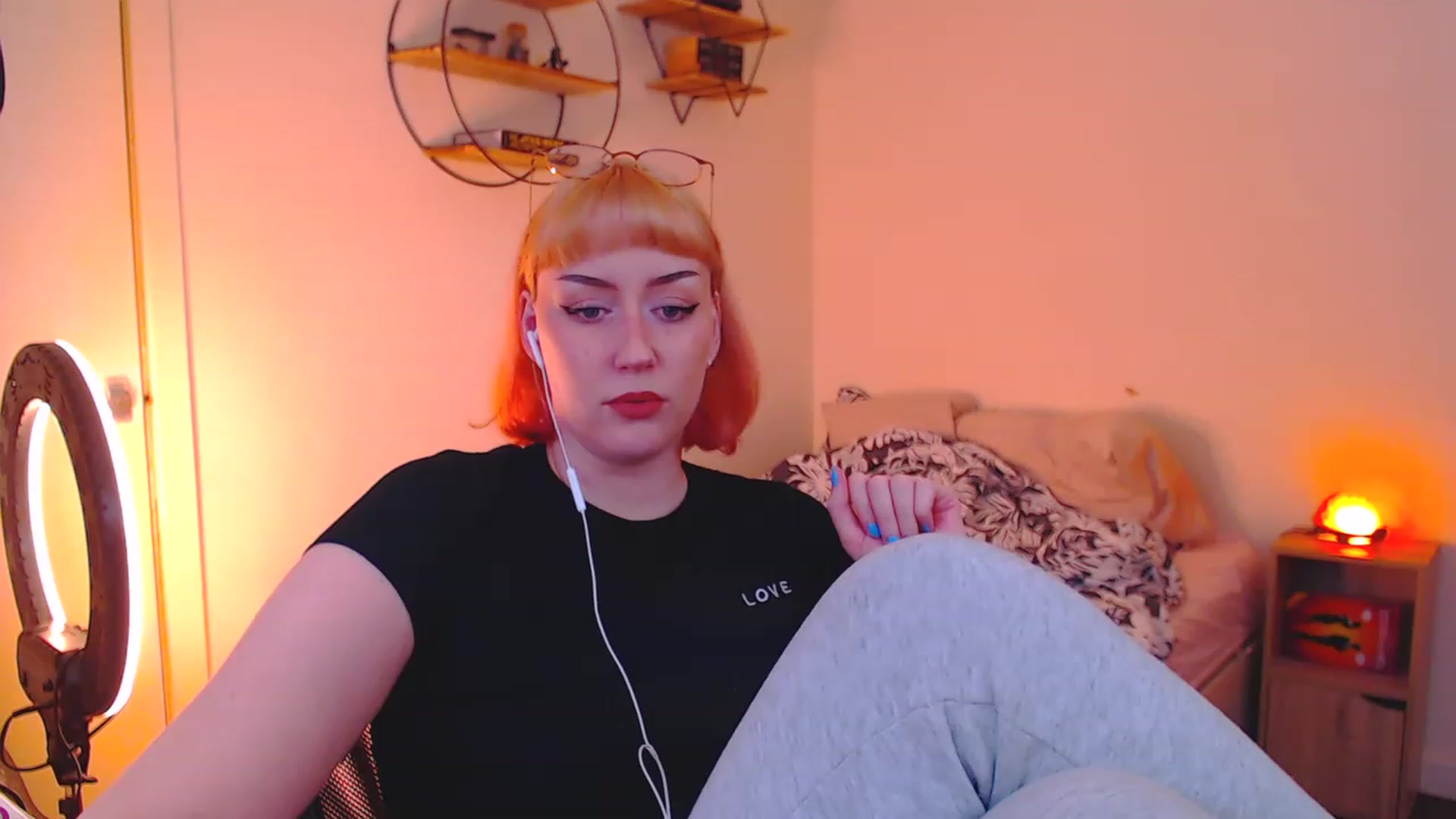 Gallery image thumbnail from MsXpertease's myfreecams stream on, 05/08/2023, 17:29 image 18 of 20