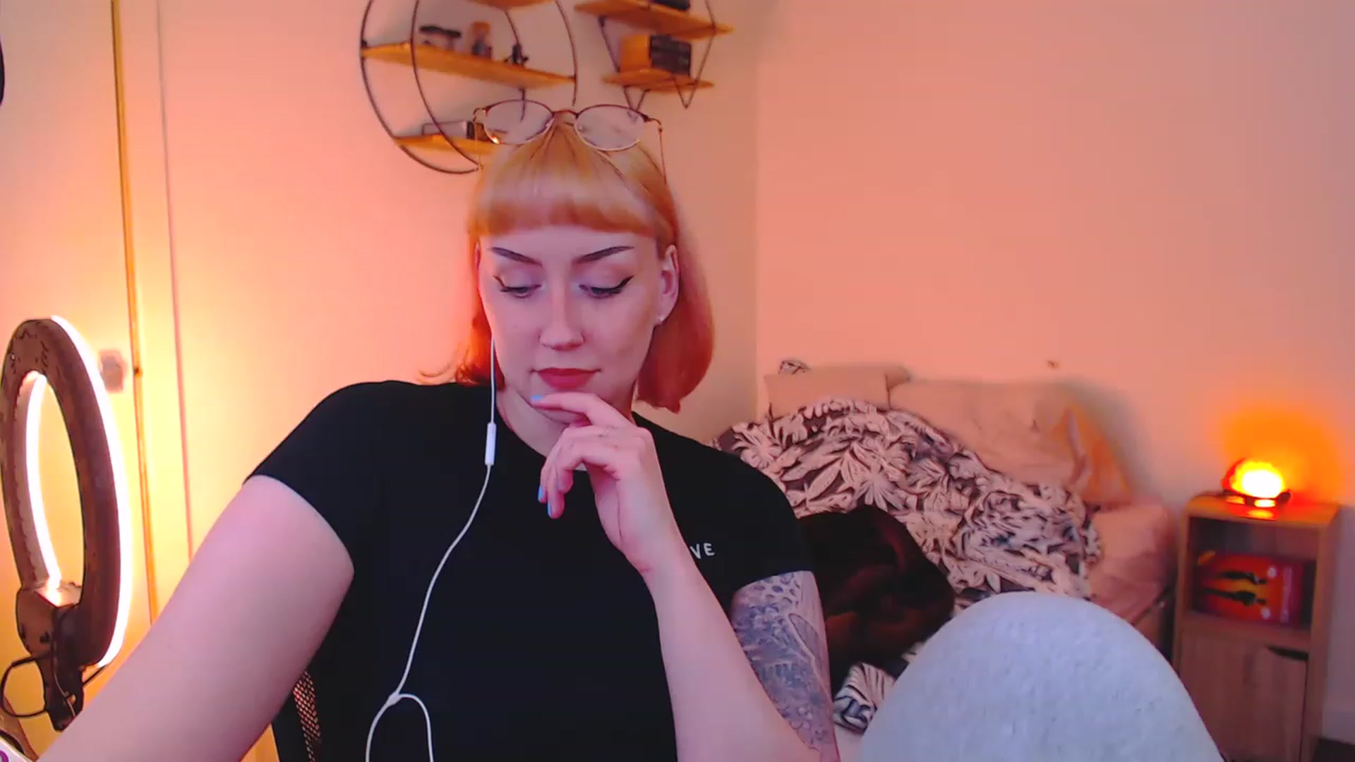 Gallery image thumbnail from MsXpertease's myfreecams stream on, 05/08/2023, 17:29 image 7 of 20