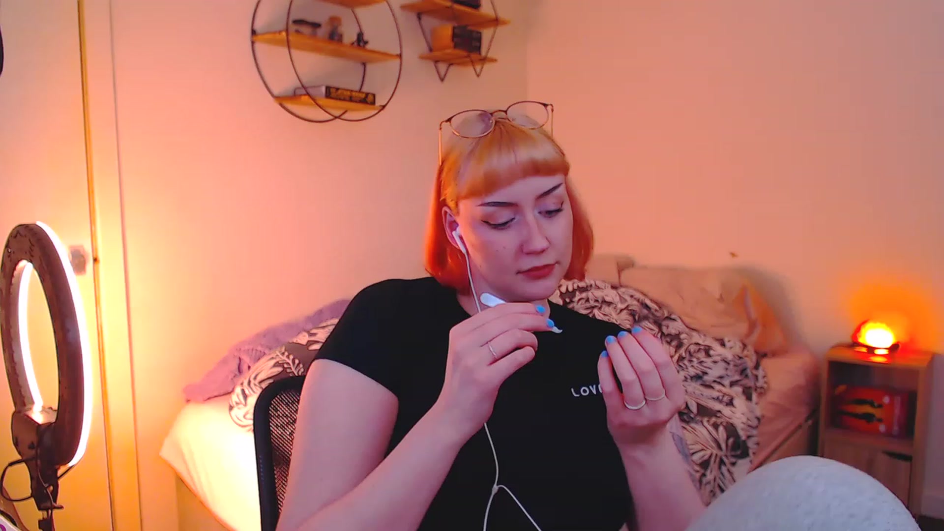 Gallery image thumbnail from MsXpertease's myfreecams stream on, 05/08/2023, 17:29 image 10 of 20