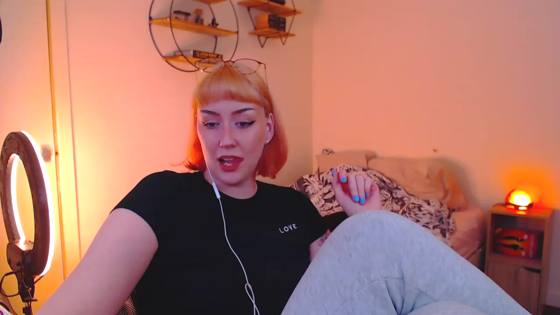 Gallery image thumbnail from MsXpertease's myfreecams stream on, 05/08/2023, 17:29 image 16 of 20
