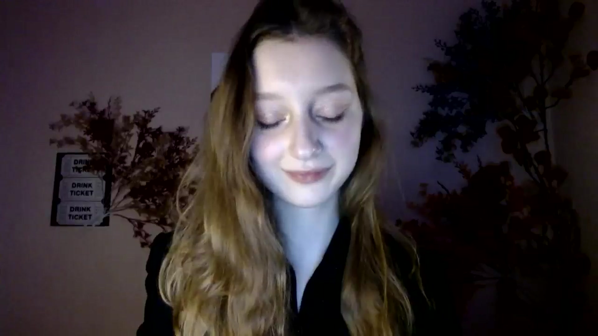 Gallery image thumbnail from Ms_Angel_'s myfreecams stream on, 11/29/2025, 19:03 image 17 of 20