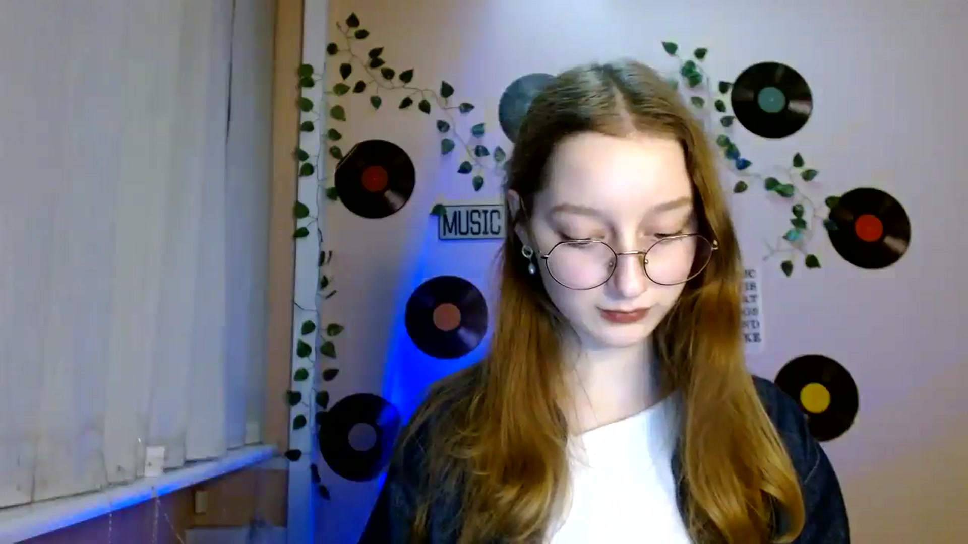 Gallery image thumbnail from Ms_Angel_'s myfreecams stream on, 12/04/2025, 14:54 image 9 of 20