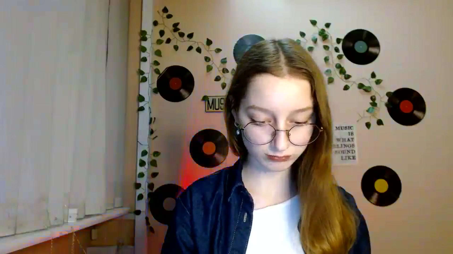 Gallery image thumbnail from Ms_Angel_'s myfreecams stream on, 12/04/2025, 14:54 image 2 of 20