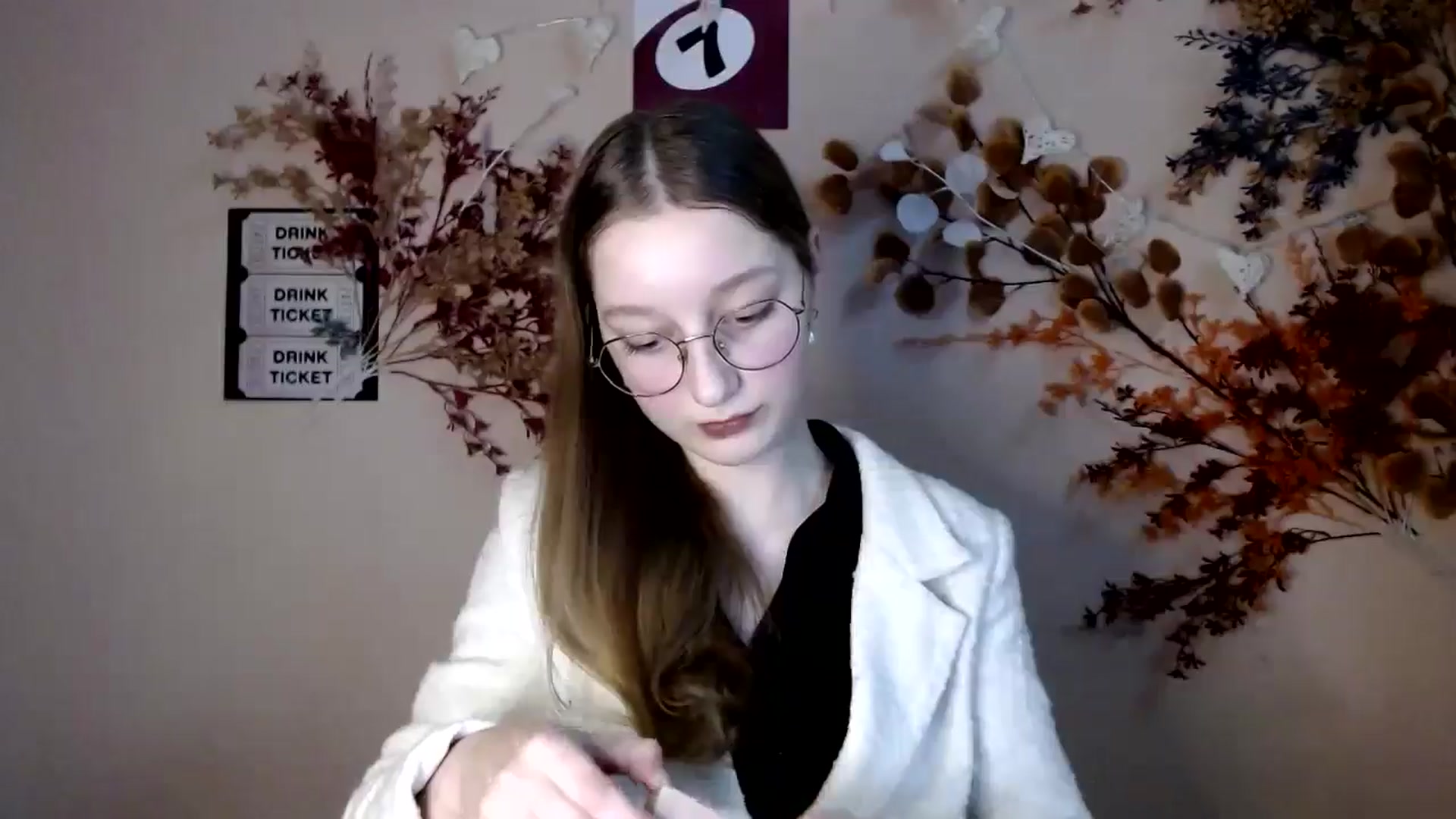 Gallery image thumbnail from Ms_Angel_'s myfreecams stream on, 12/05/2025, 14:37 image 9 of 20