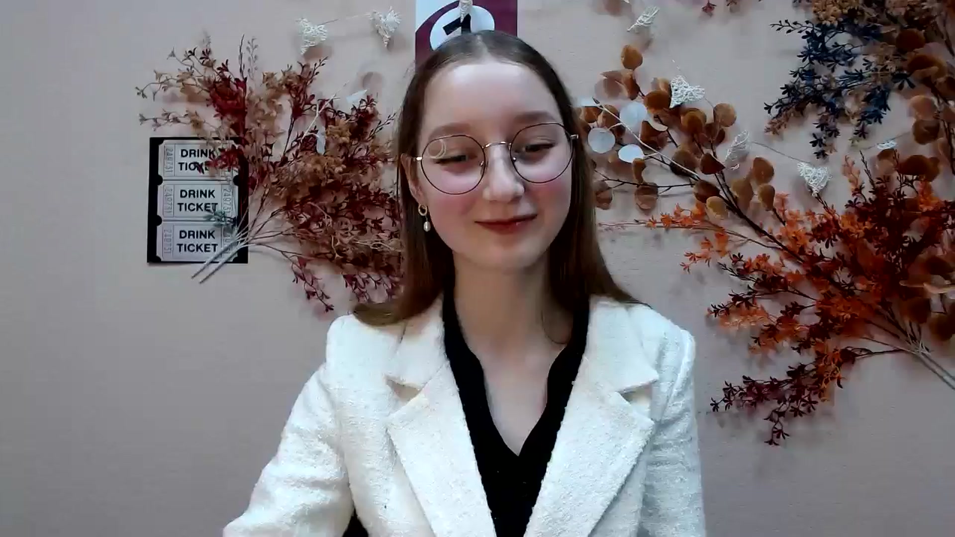 Gallery image thumbnail from Ms_Angel_'s myfreecams stream on, 12/05/2025, 14:37 image 1 of 20