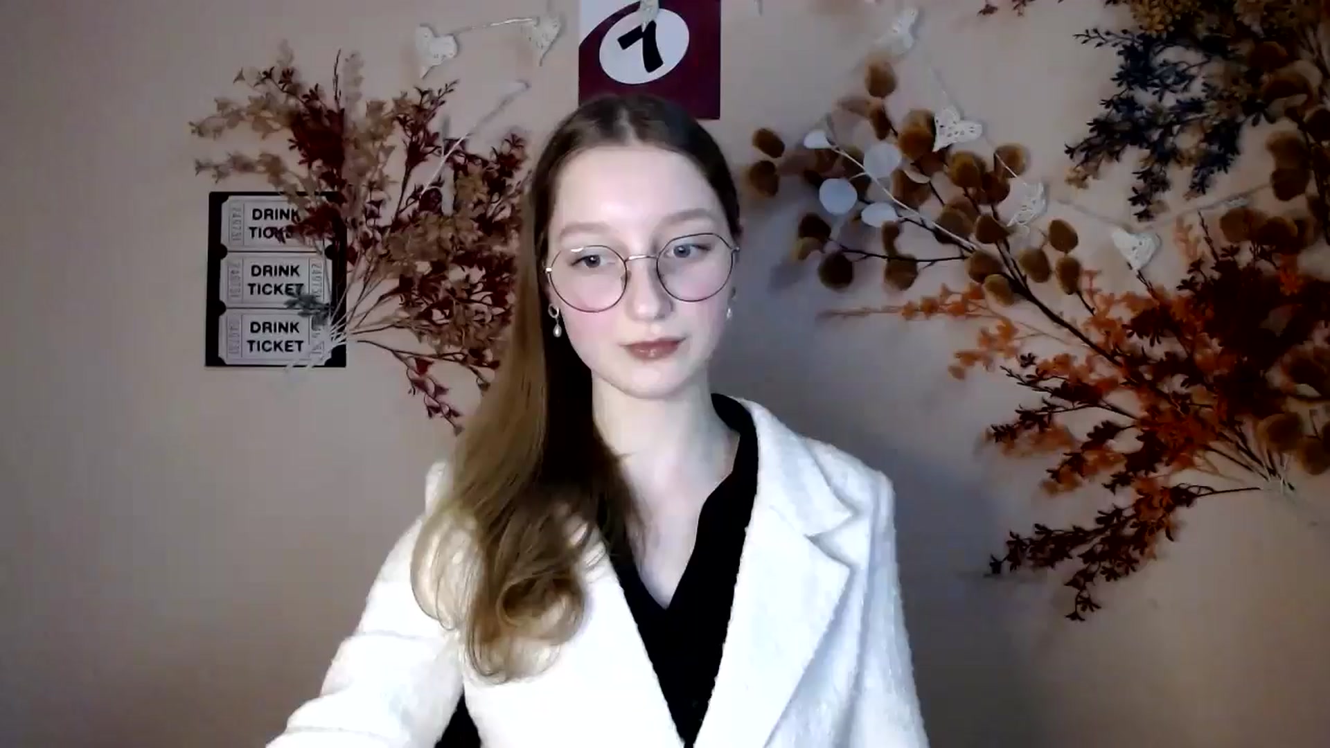 Gallery image thumbnail from Ms_Angel_'s myfreecams stream on, 12/05/2025, 14:37 image 16 of 20