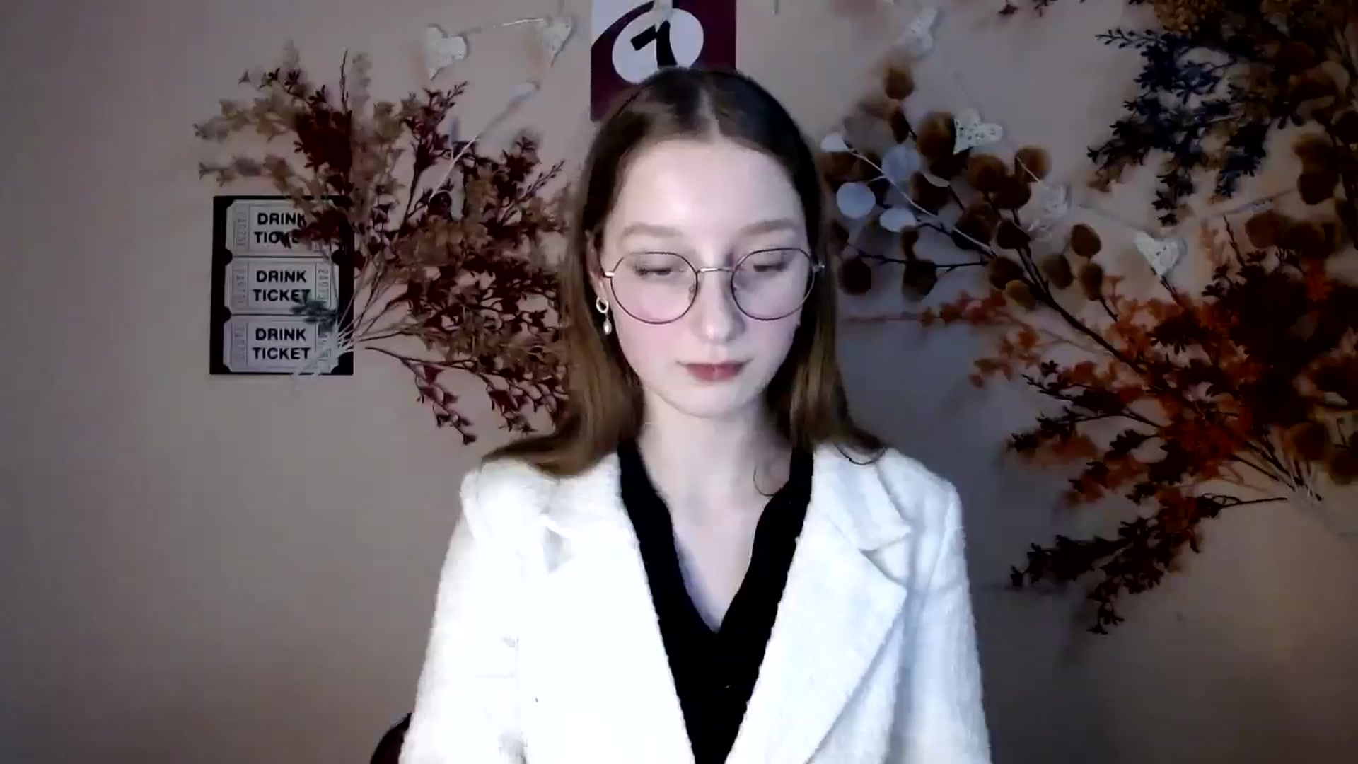 Gallery image thumbnail from Ms_Angel_'s myfreecams stream on, 12/05/2025, 14:37 image 5 of 20