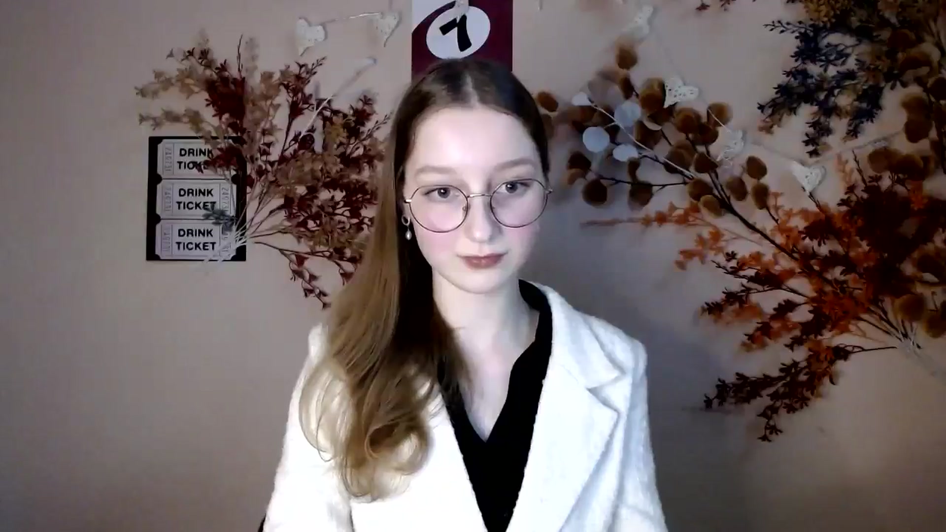 Gallery image thumbnail from Ms_Angel_'s myfreecams stream on, 12/05/2025, 14:37 image 15 of 20