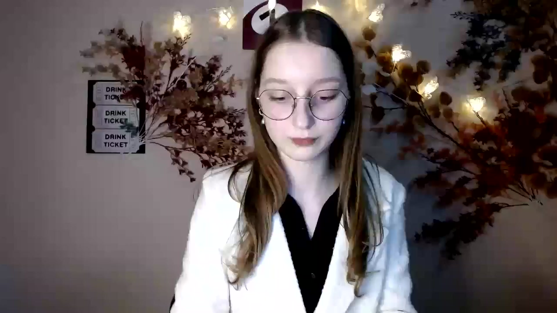 Gallery image thumbnail from Ms_Angel_'s myfreecams stream on, 12/05/2025, 17:29 image 4 of 20
